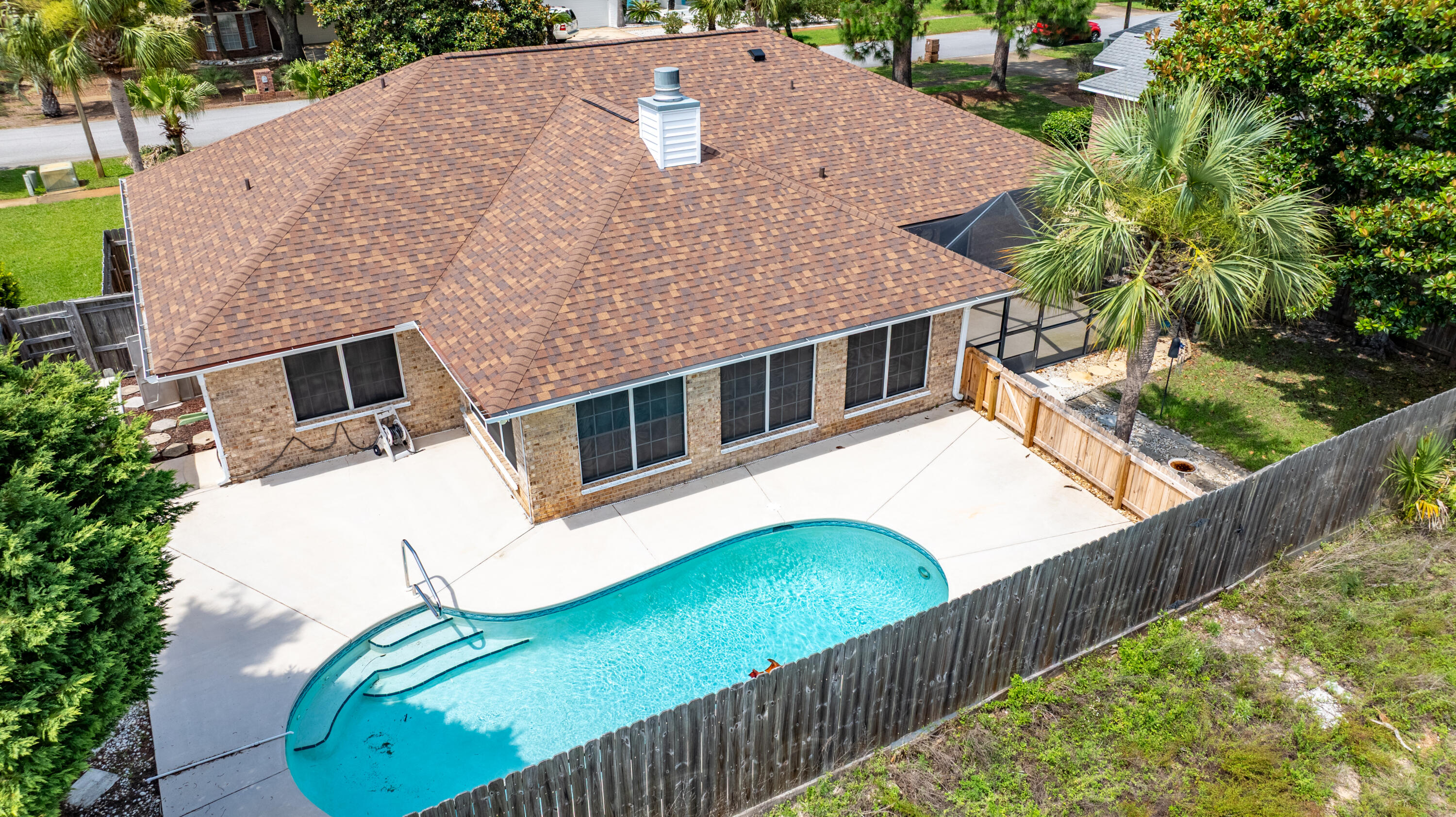 EMERALD BREEZE ESTATES - Residential