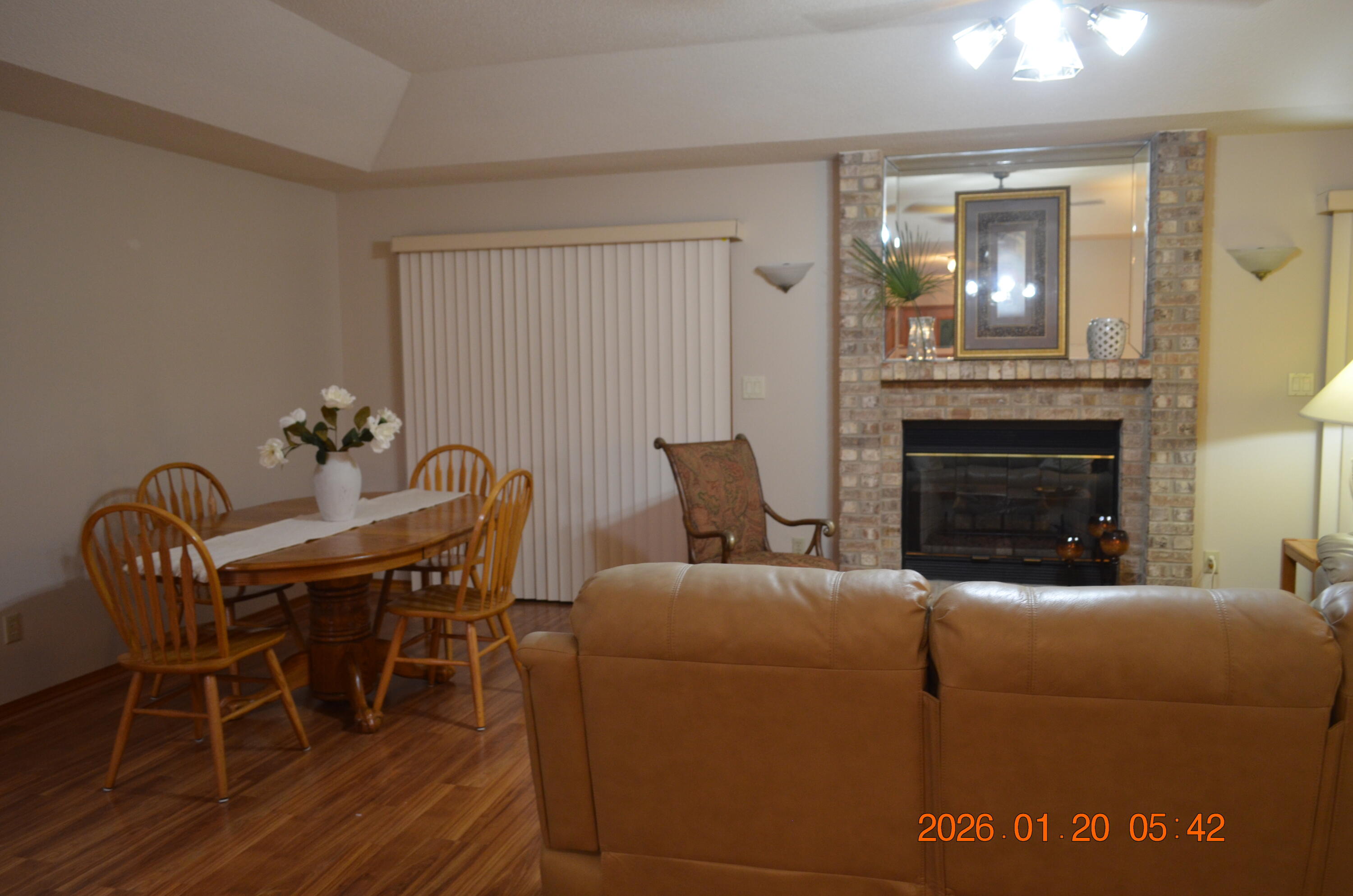 EMERALD BREEZE ESTATES - Residential