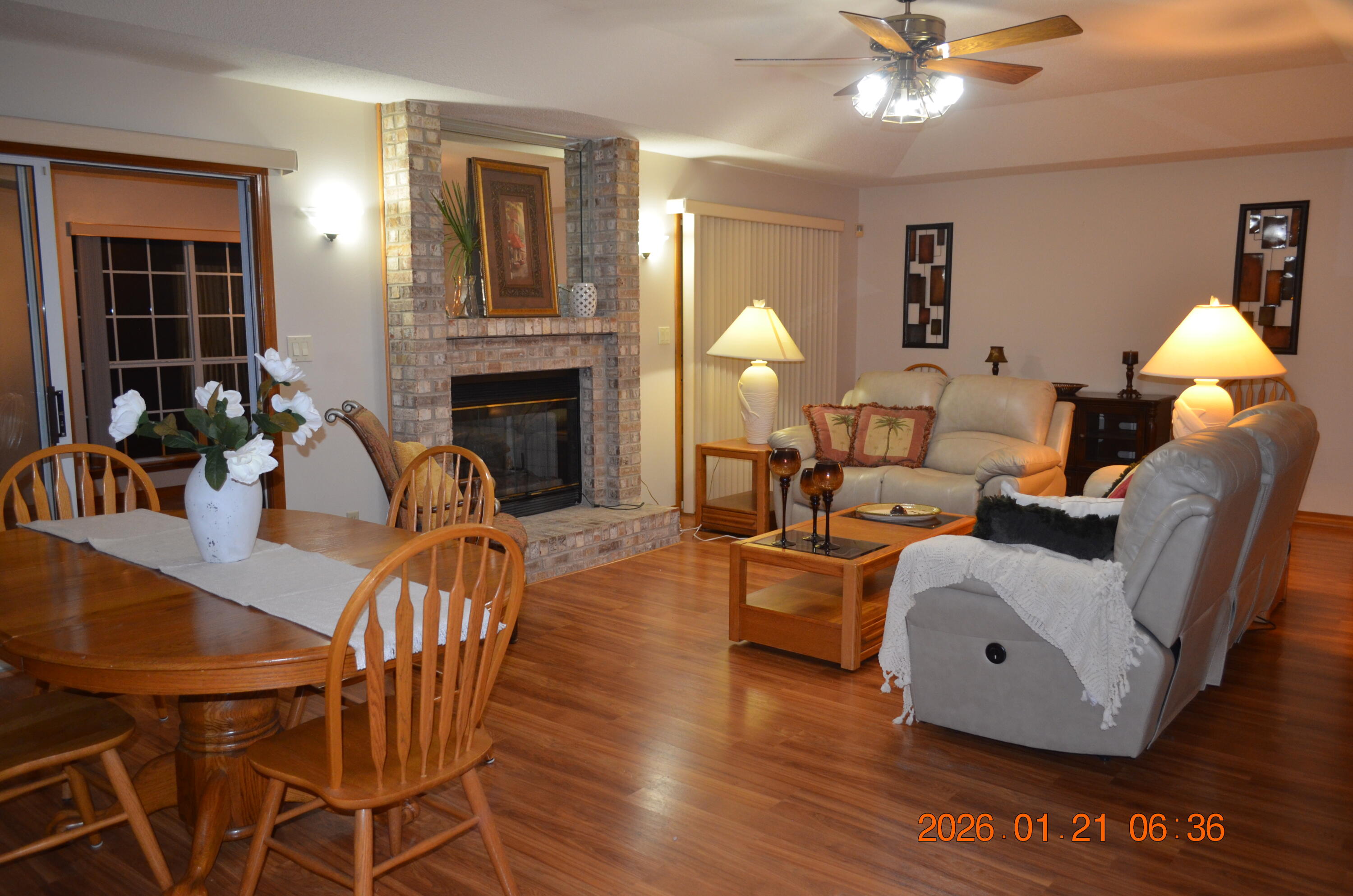 EMERALD BREEZE ESTATES - Residential