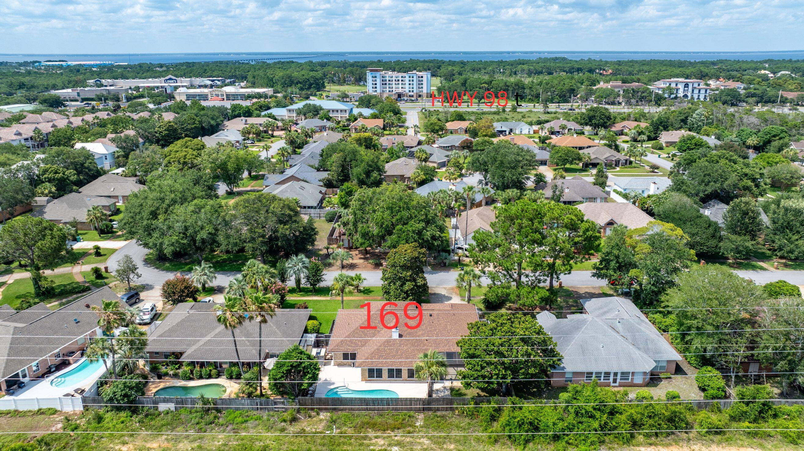 EMERALD BREEZE ESTATES - Residential