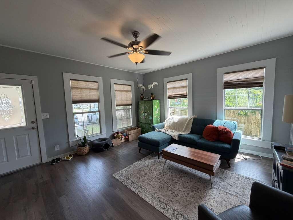 LLOYD & HETHERINGTON - Residential Lease