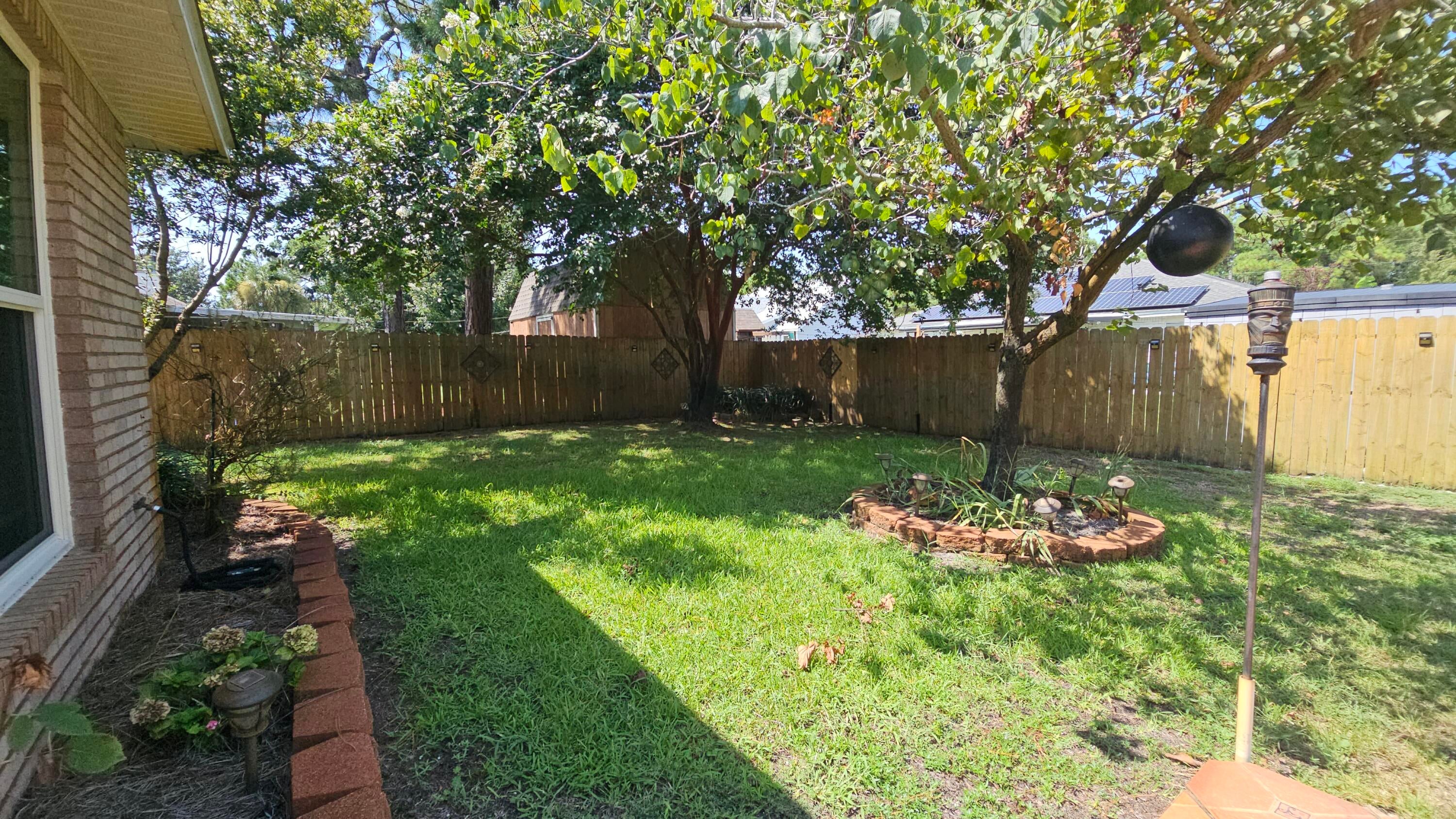 DOROTHY BOWEN ESTATES - Residential Lease