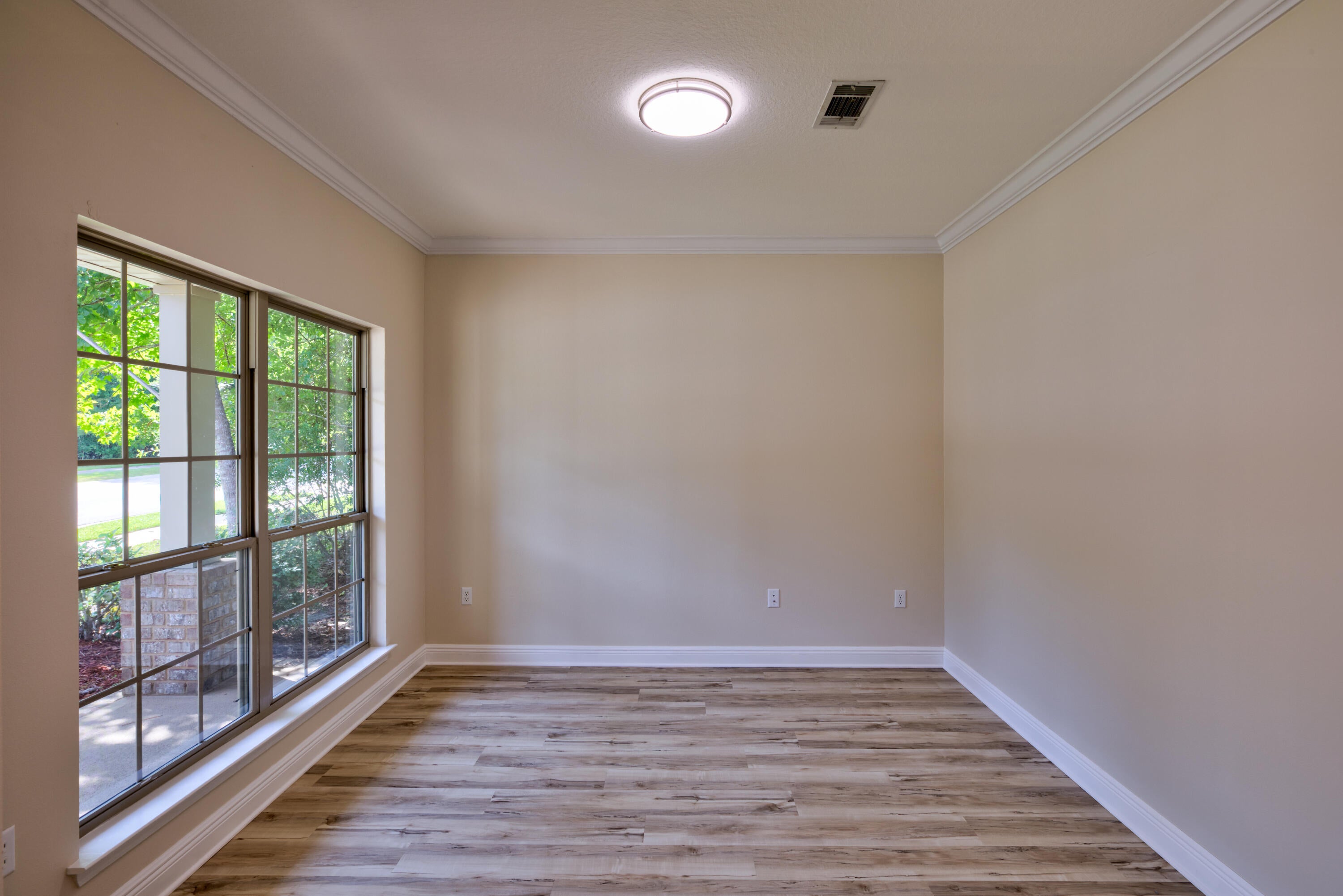 LAGRANGE LANDING - Residential
