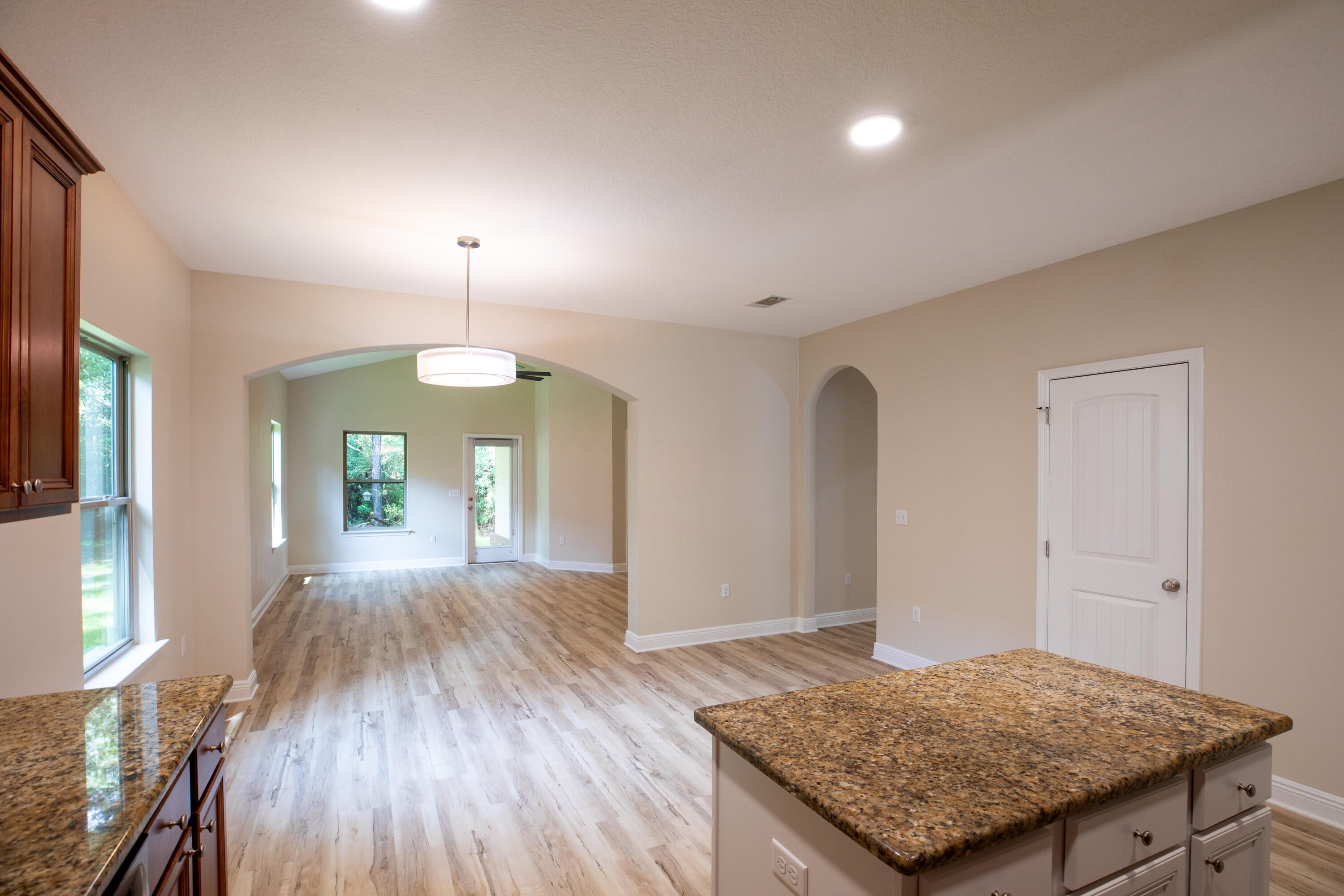 LAGRANGE LANDING - Residential