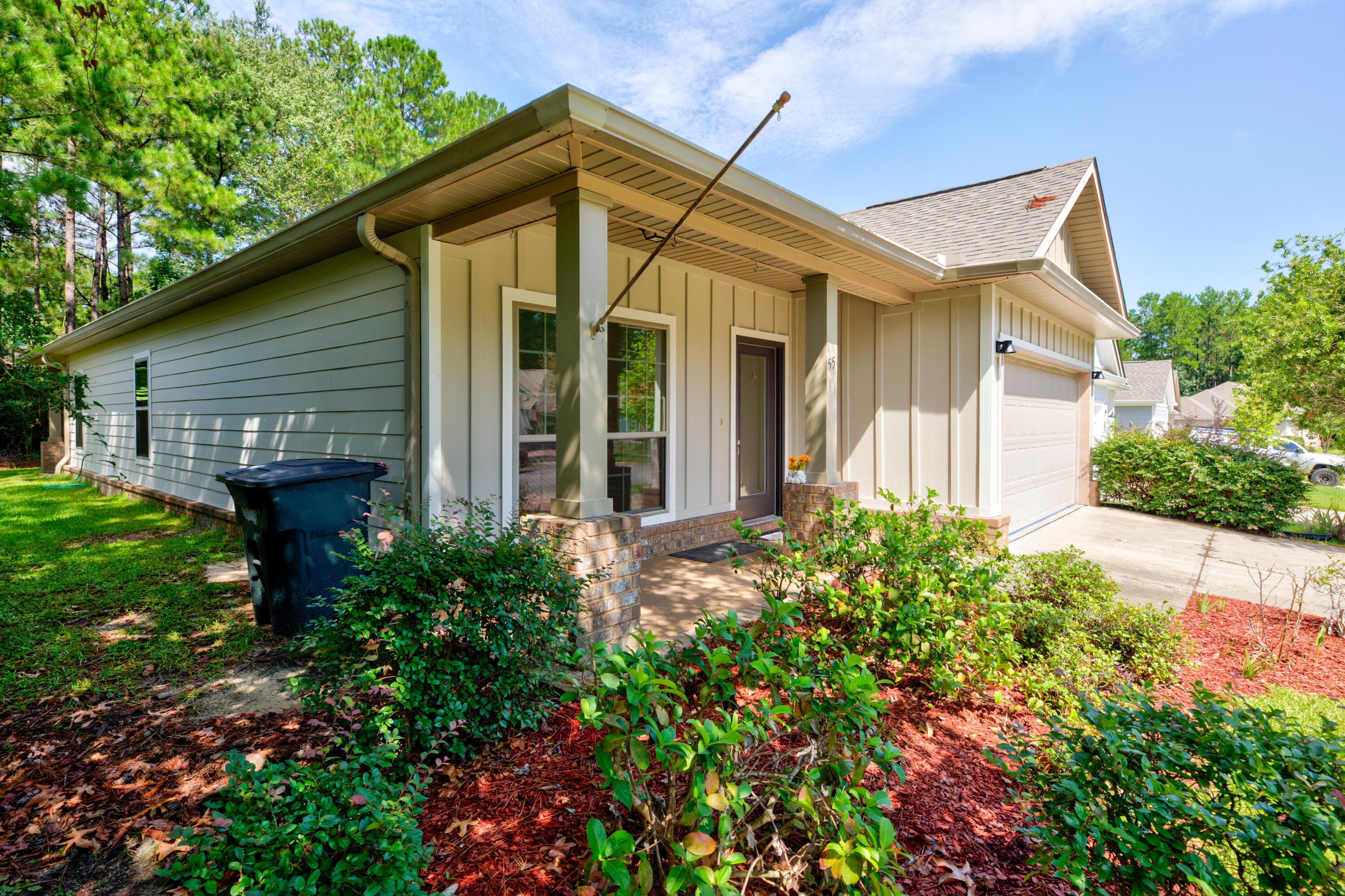 LAGRANGE LANDING - Residential