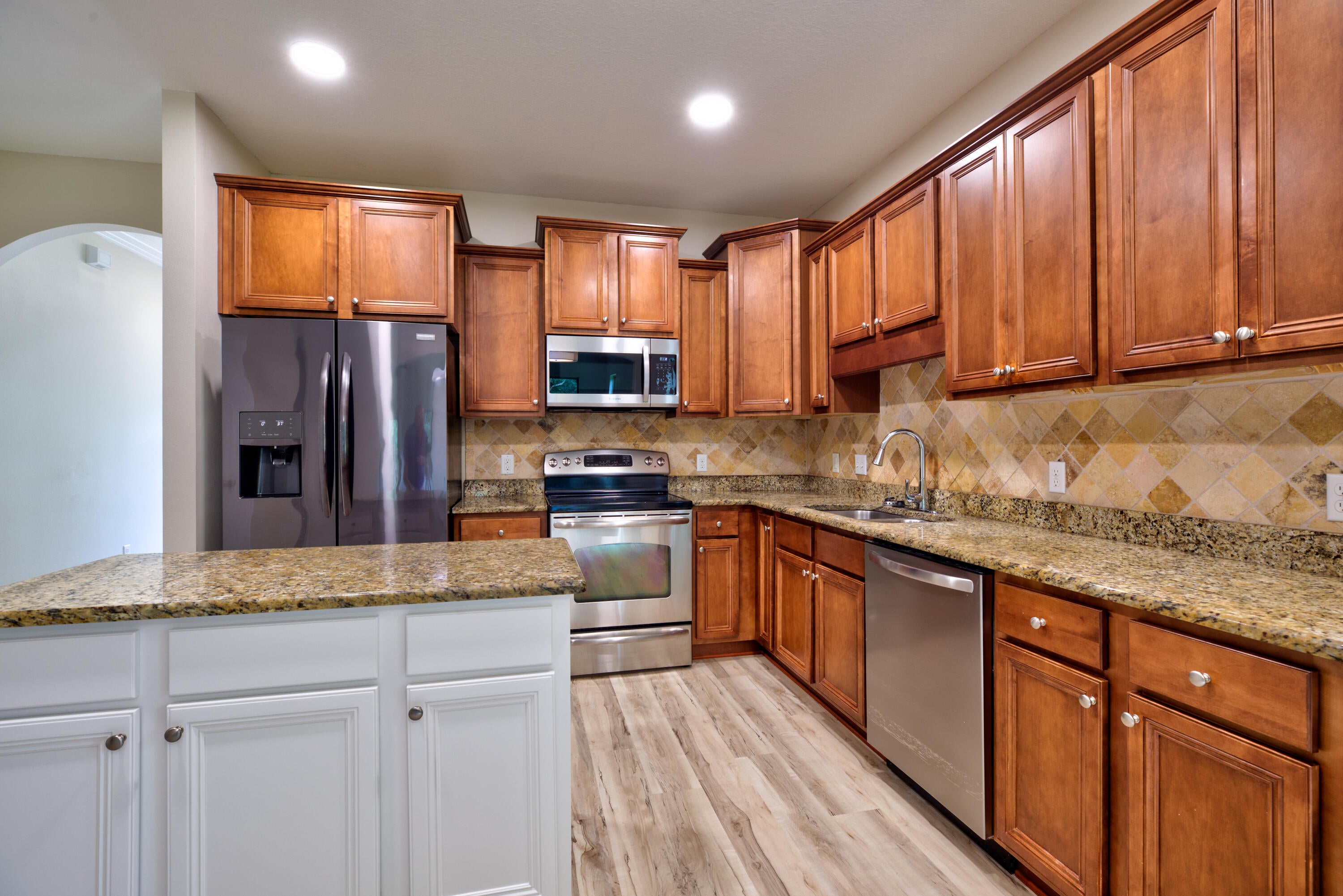 LAGRANGE LANDING - Residential