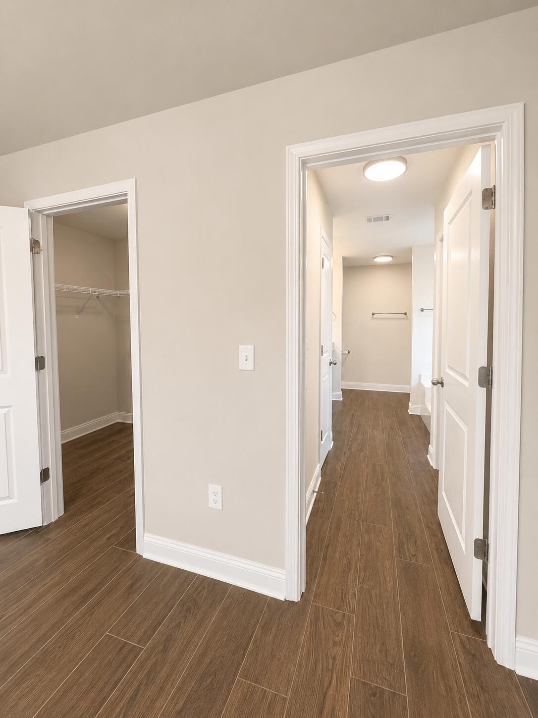 FOX VALLEY - Residential