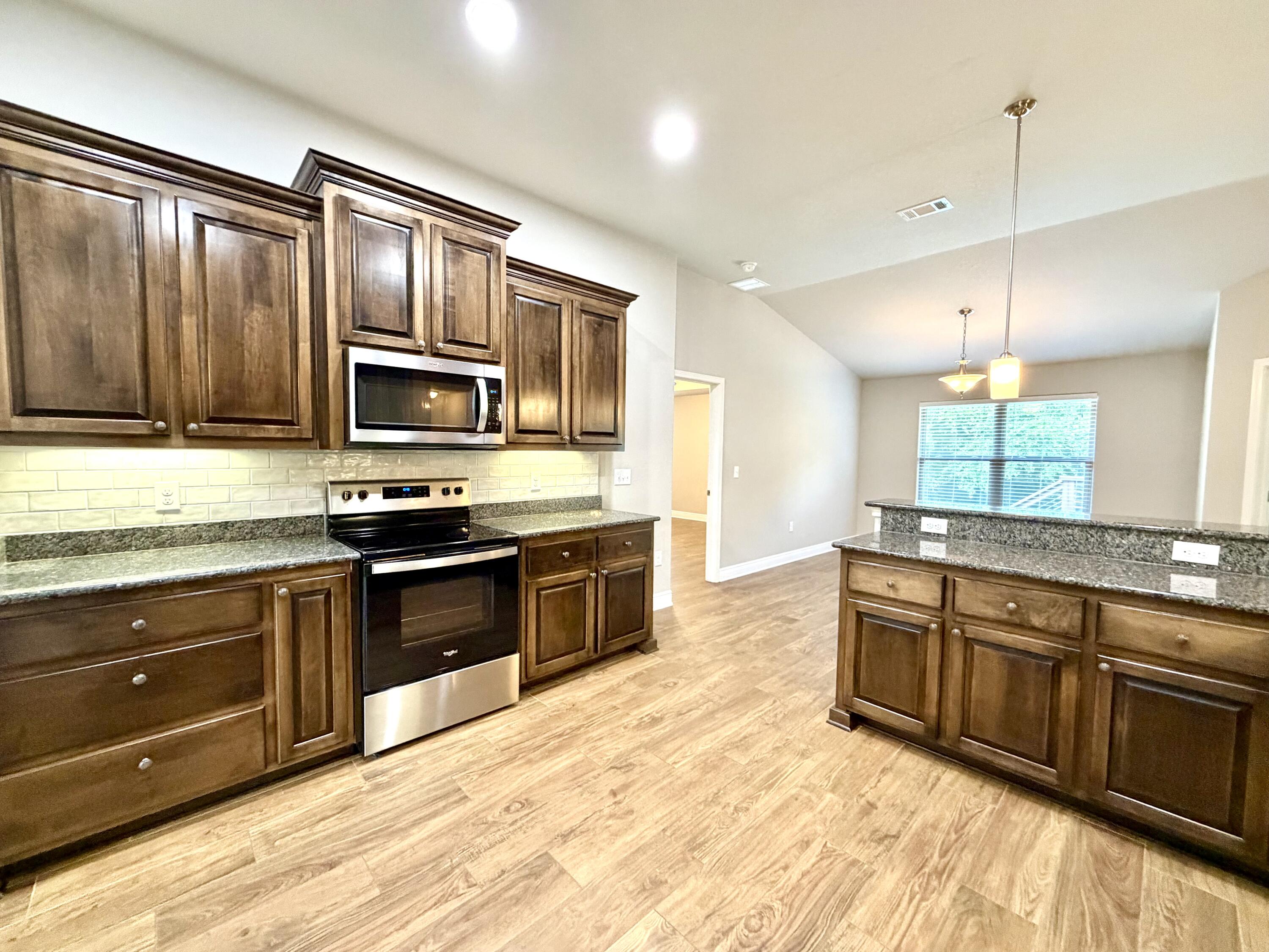 FOX VALLEY - Residential