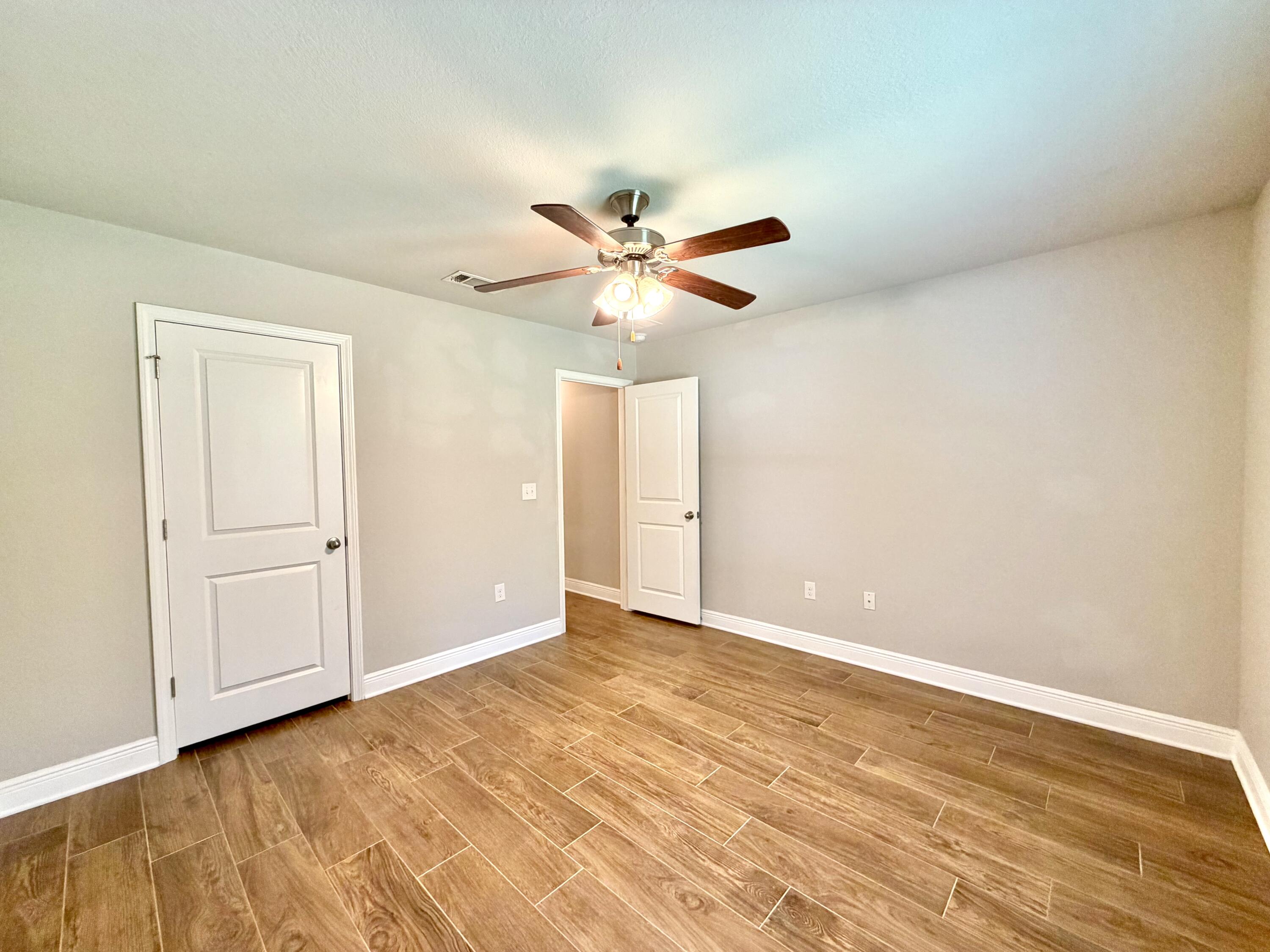 FOX VALLEY - Residential