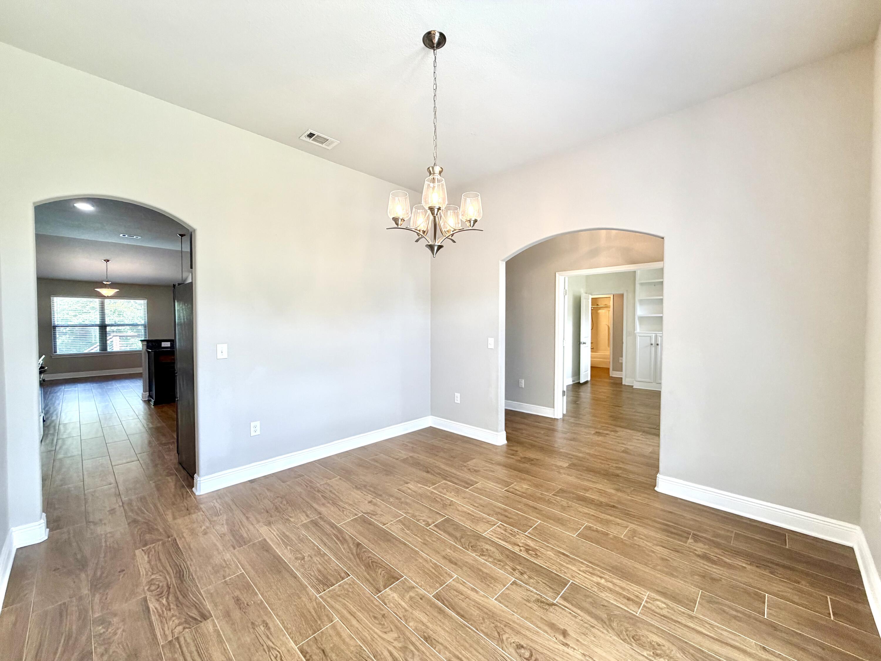 FOX VALLEY - Residential