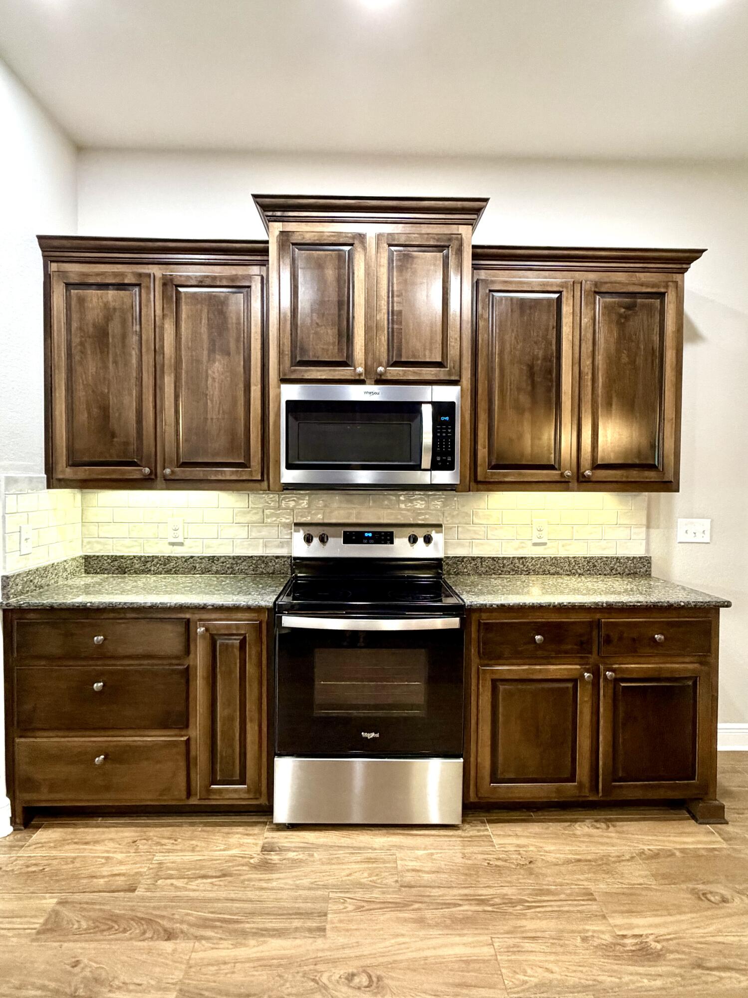 FOX VALLEY - Residential