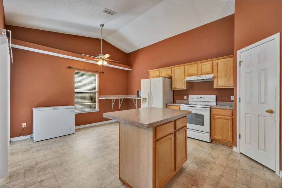 REDSTONE ESTATES - Residential