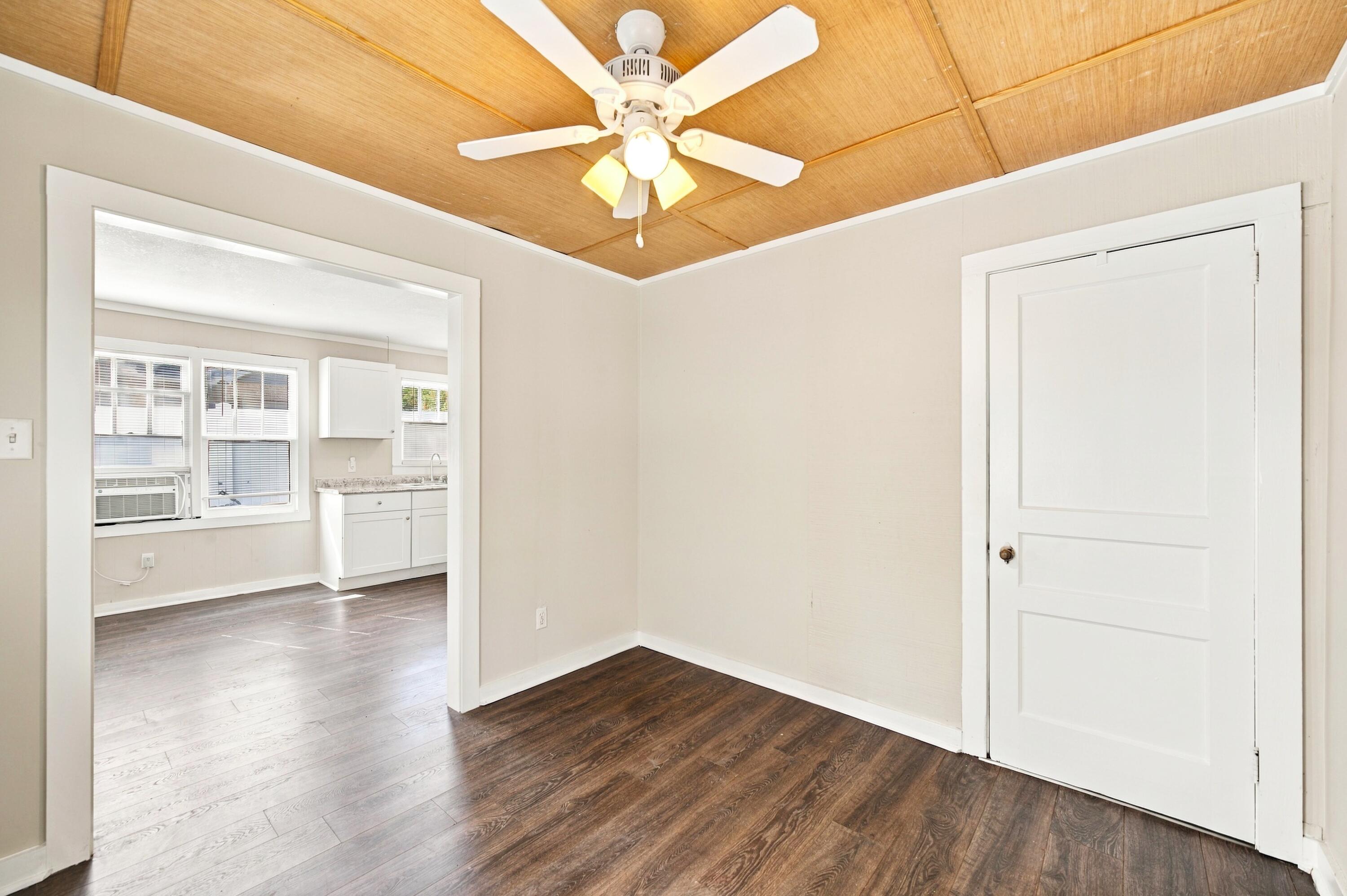 GREATER CAMP WALTON - Residential