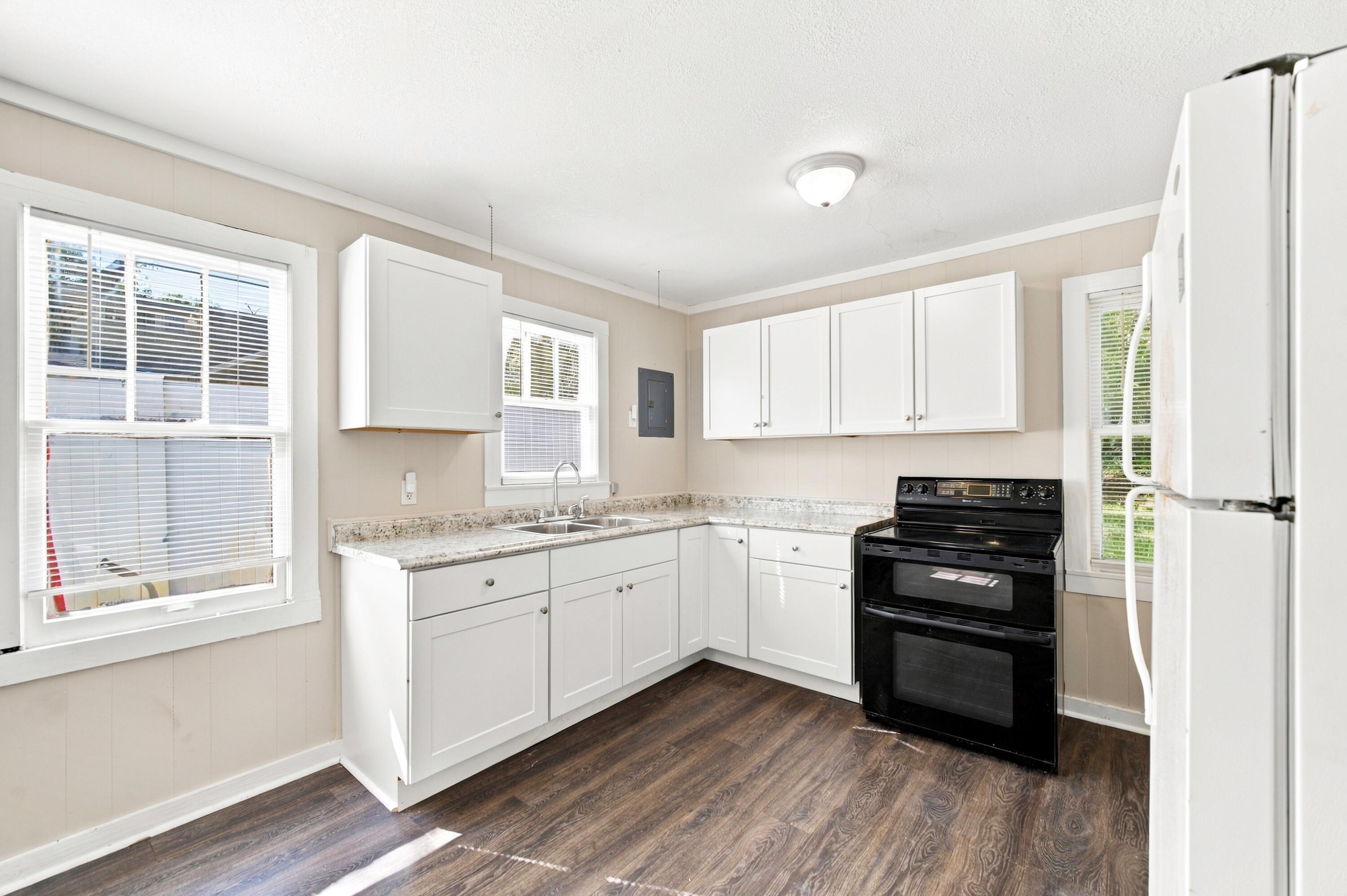 GREATER CAMP WALTON - Residential
