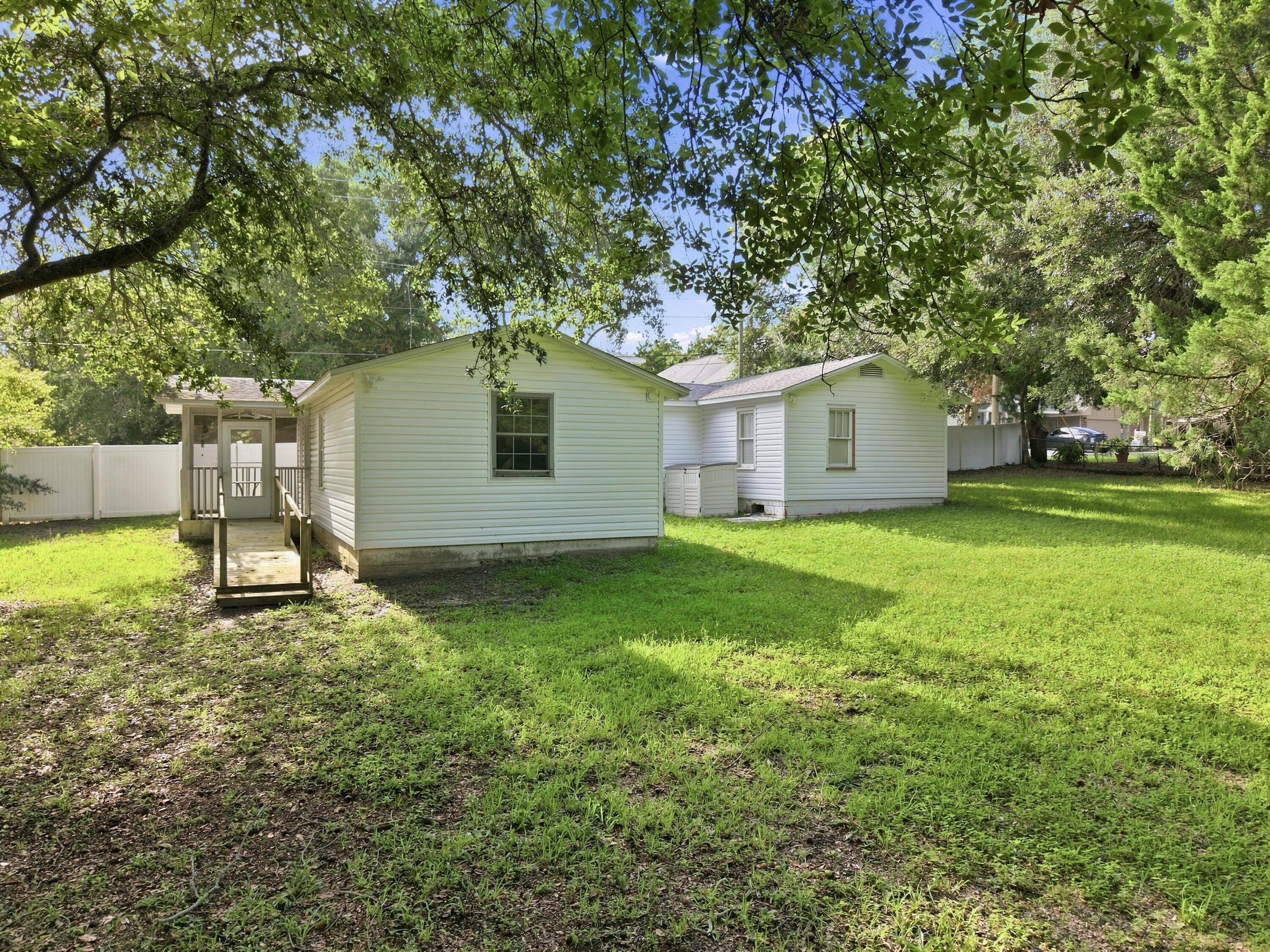 GREATER CAMP WALTON - Residential