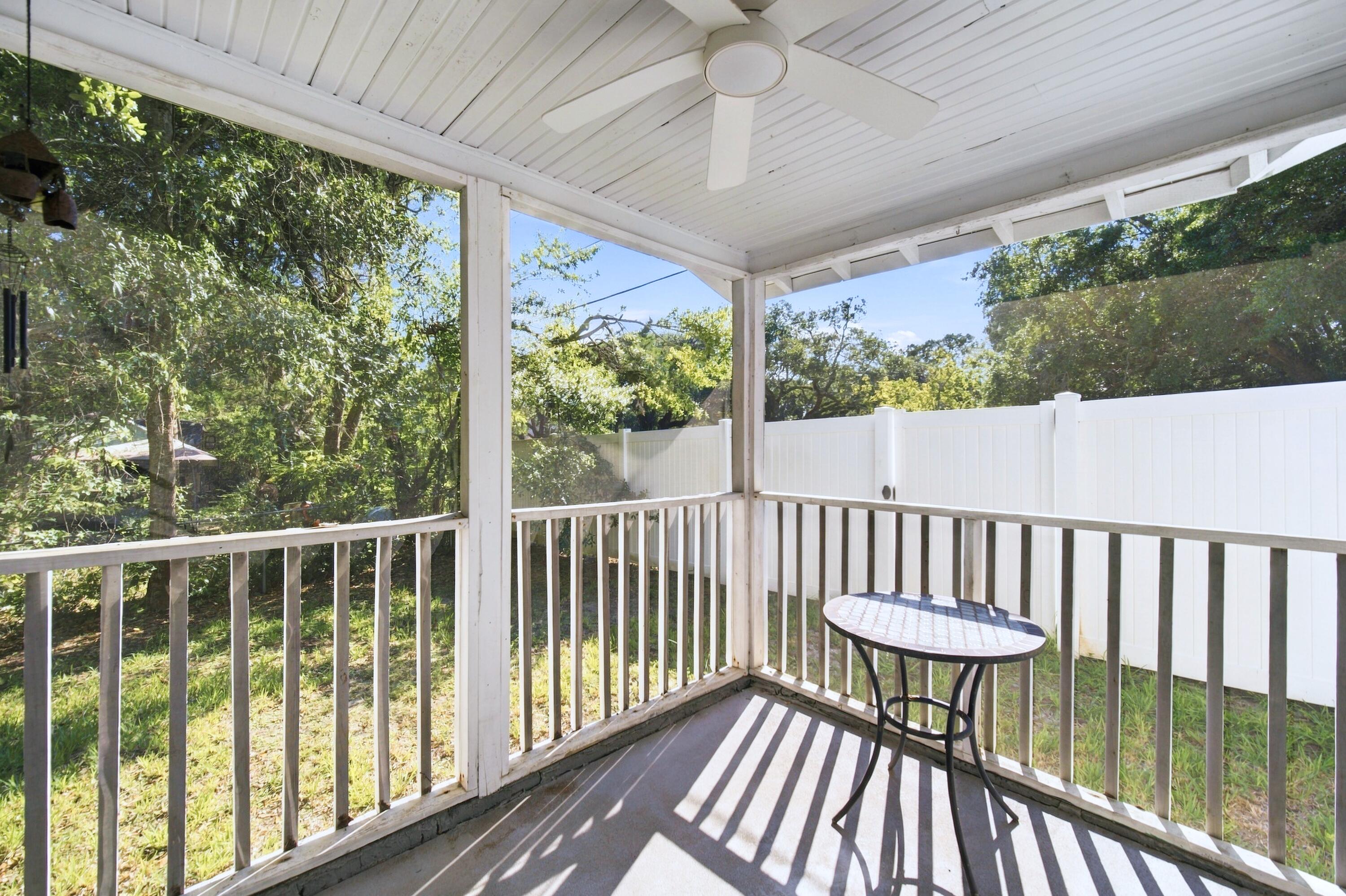 GREATER CAMP WALTON - Residential