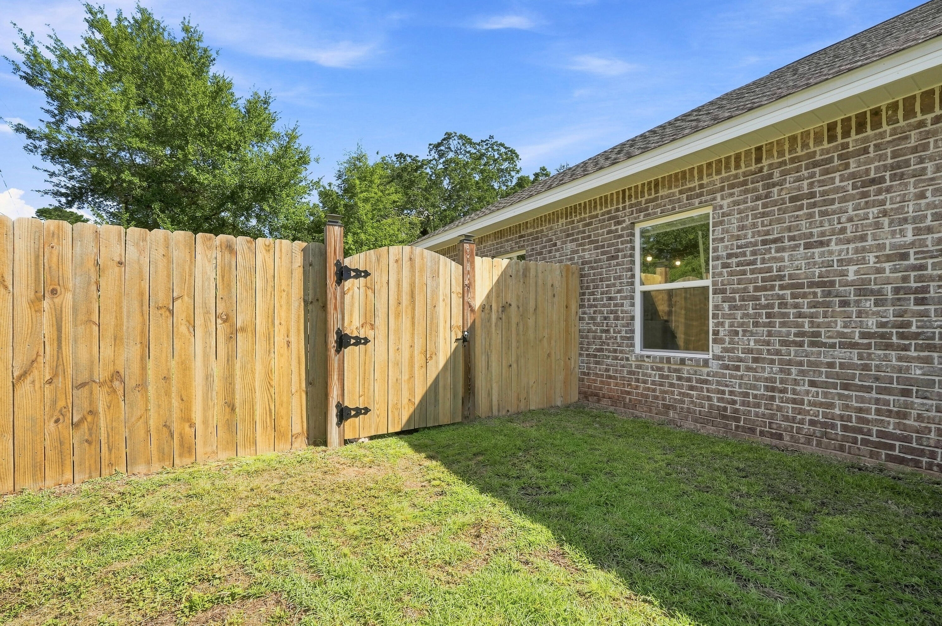 QUIET OAKS S/D - Residential