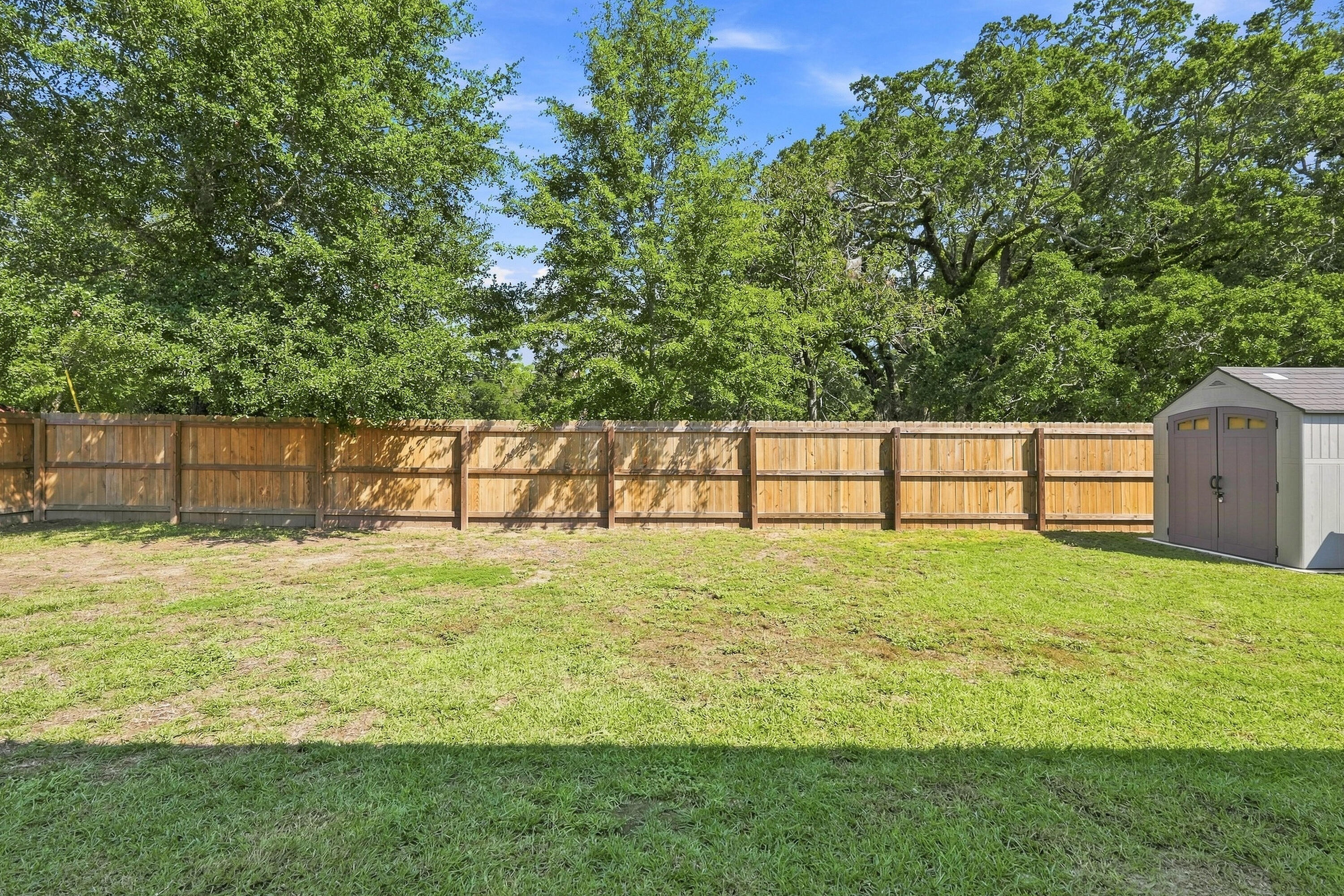 QUIET OAKS S/D - Residential