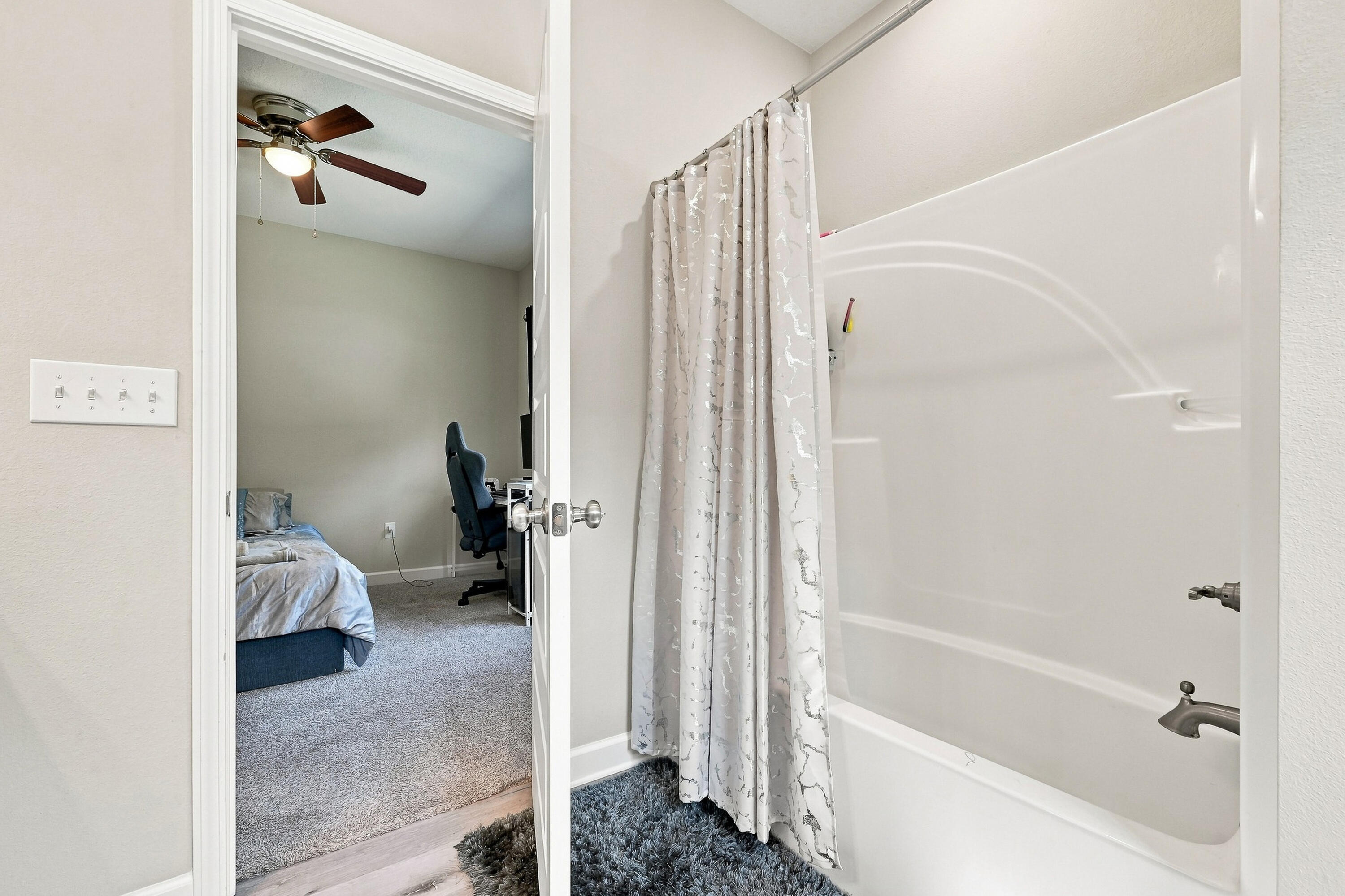 QUIET OAKS S/D - Residential