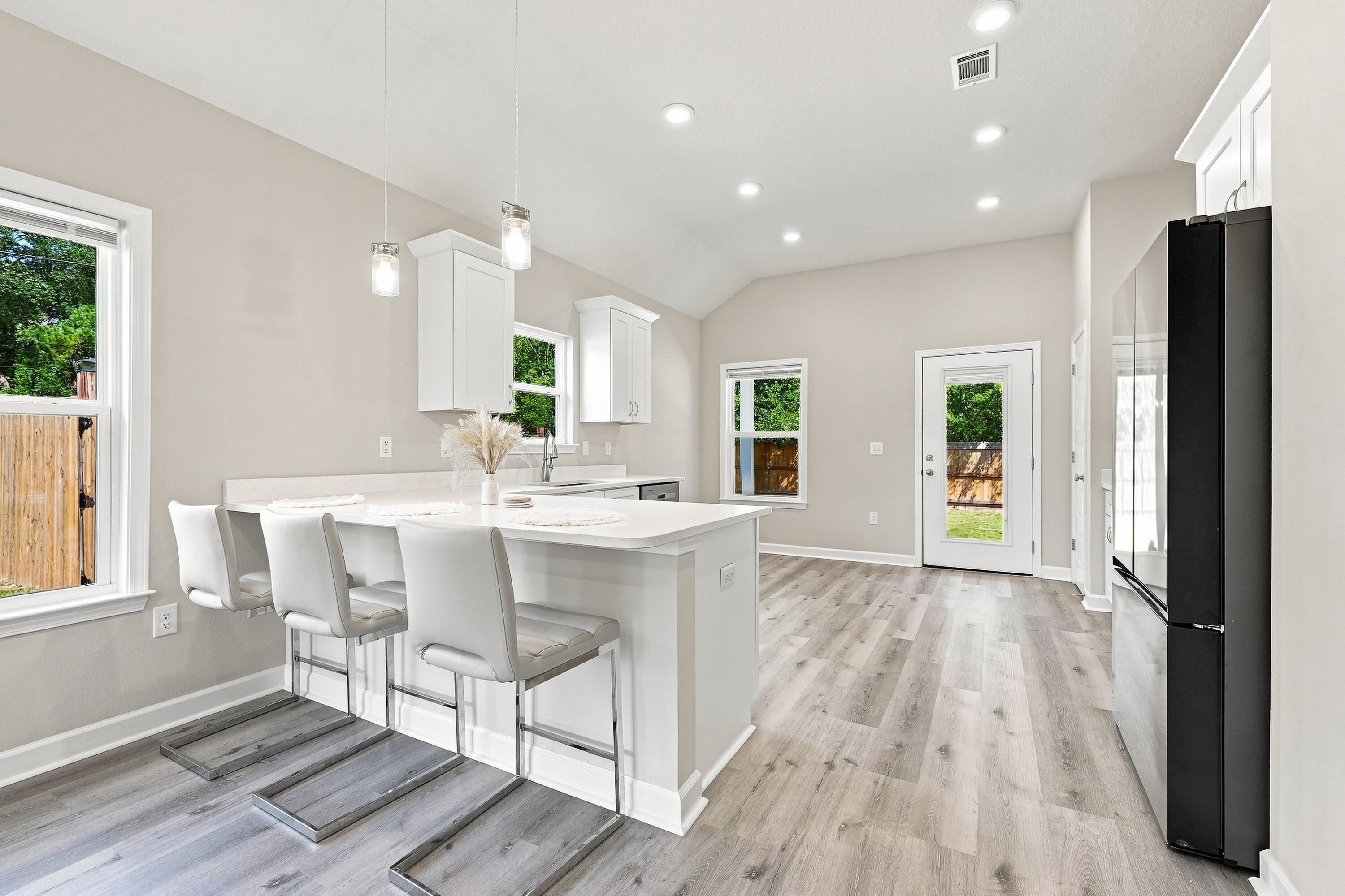 QUIET OAKS S/D - Residential