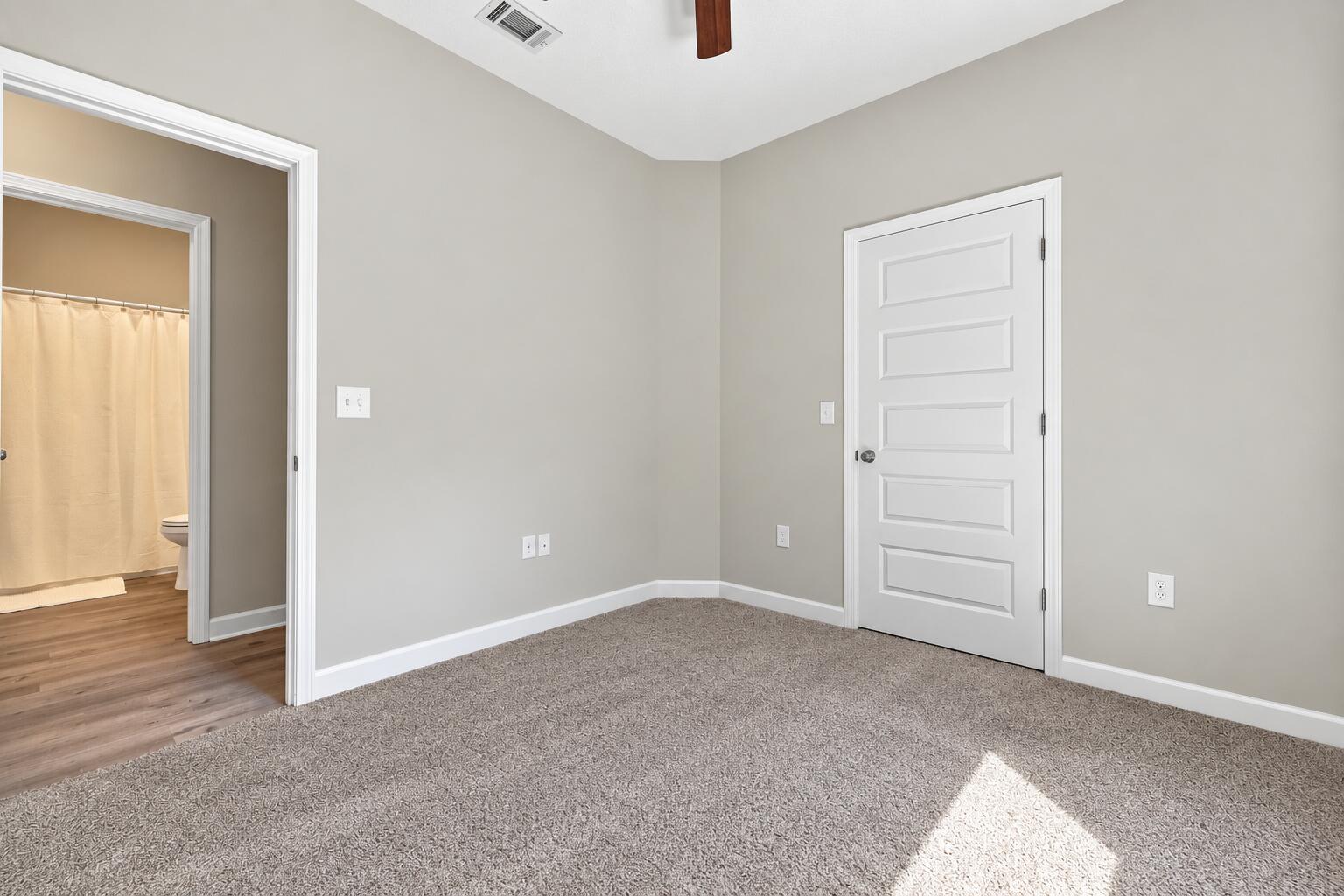 QUIET OAKS S/D - Residential