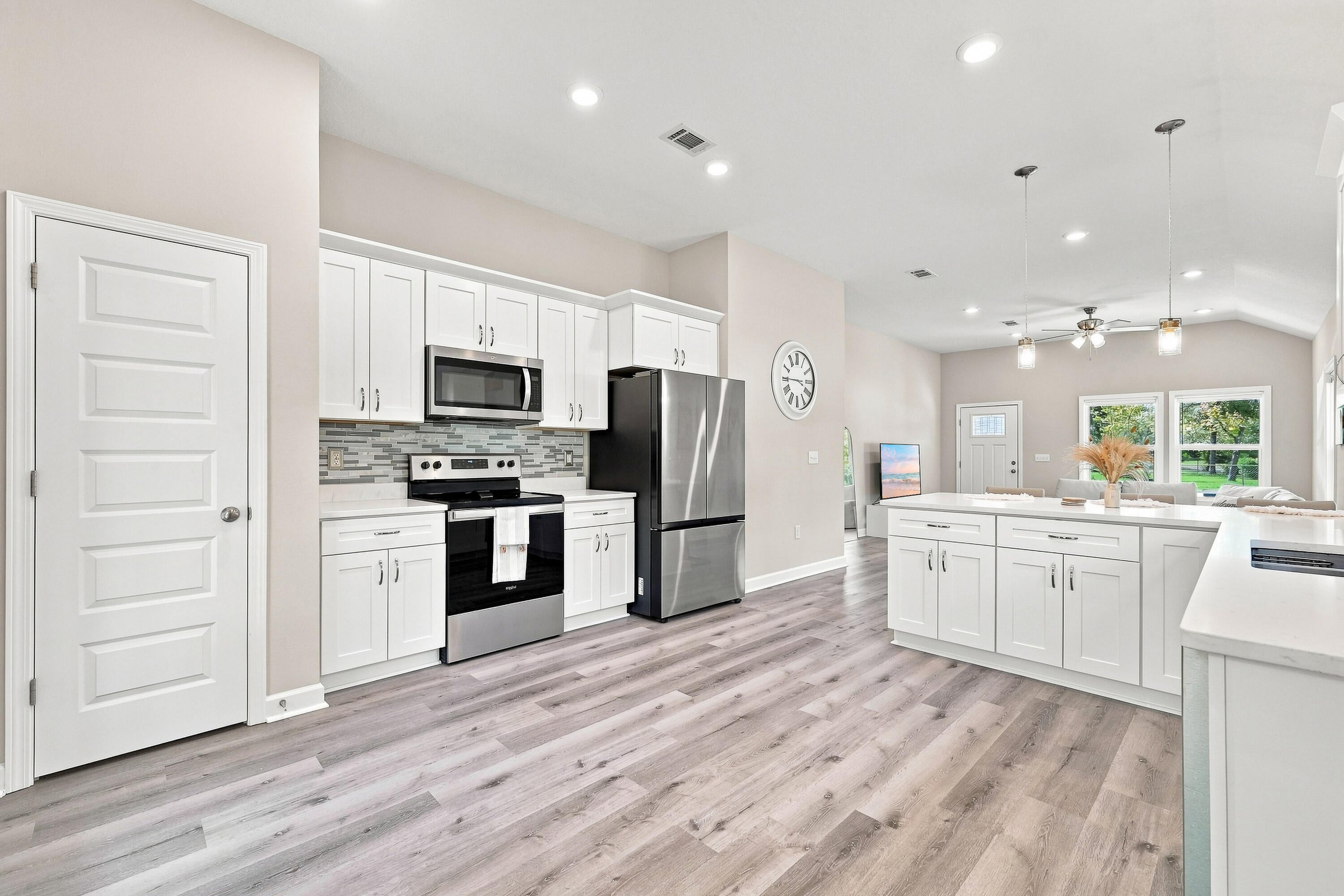 QUIET OAKS S/D - Residential