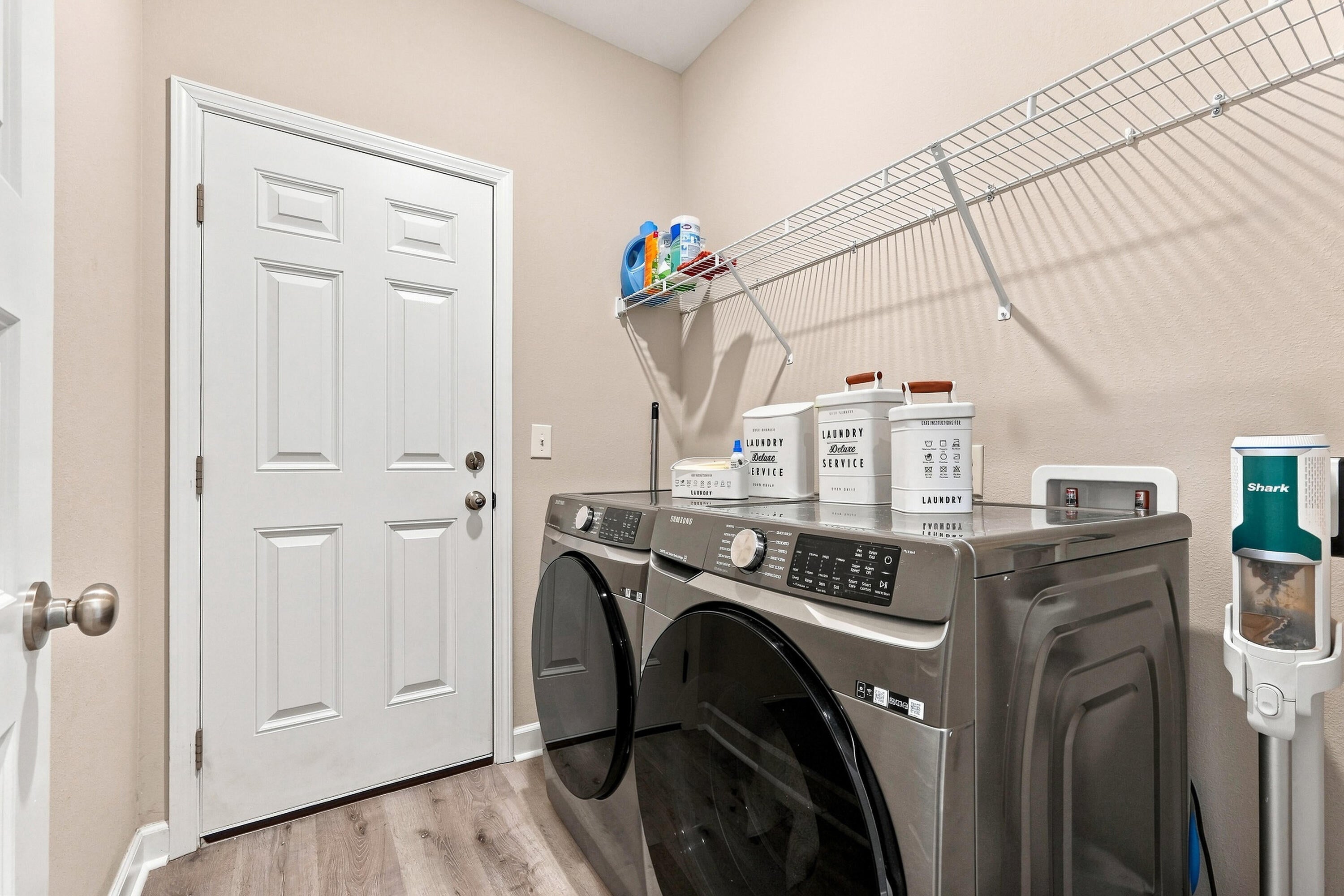 QUIET OAKS S/D - Residential