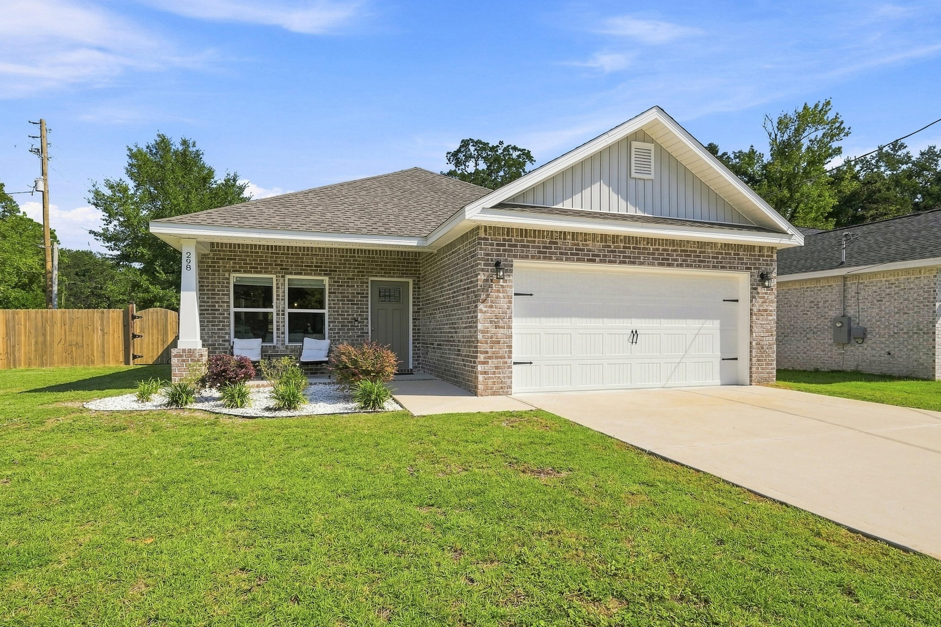 QUIET OAKS S/D - Residential