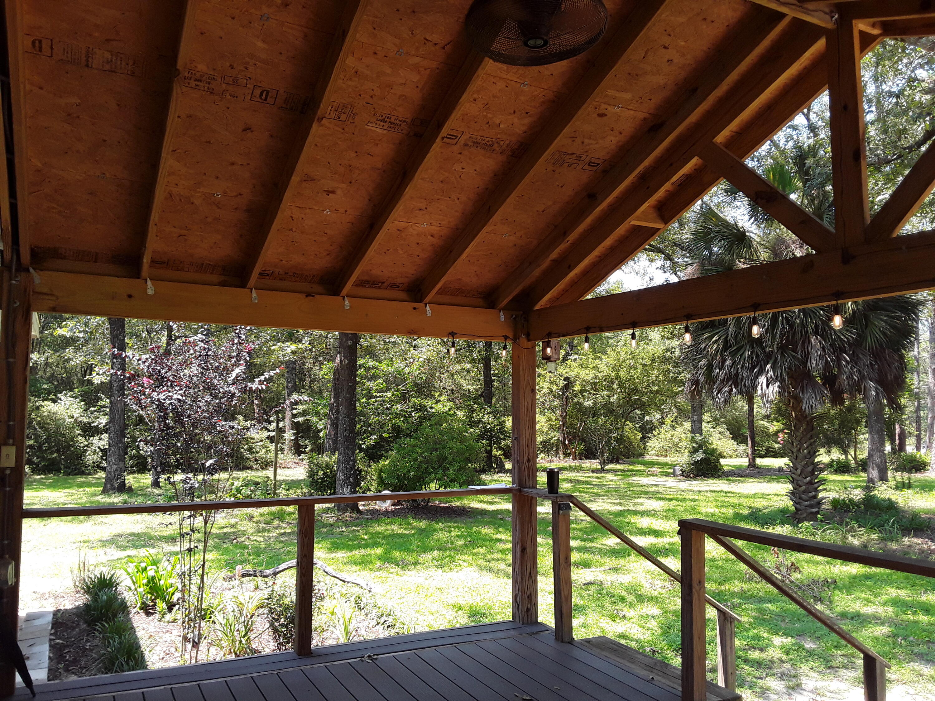 Kings Lake Rd - Residential