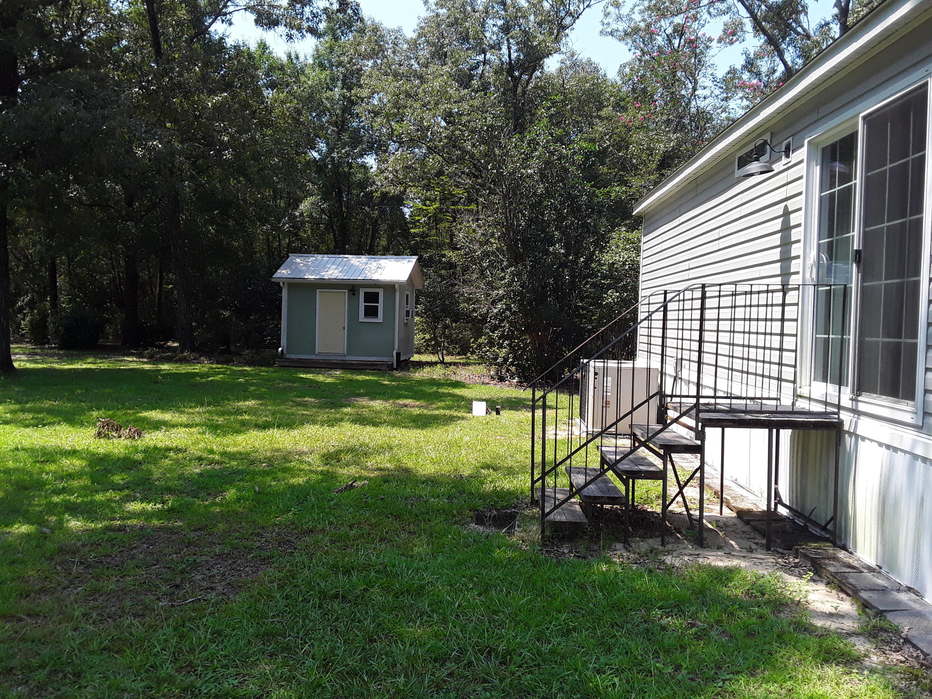 Kings Lake Rd - Residential