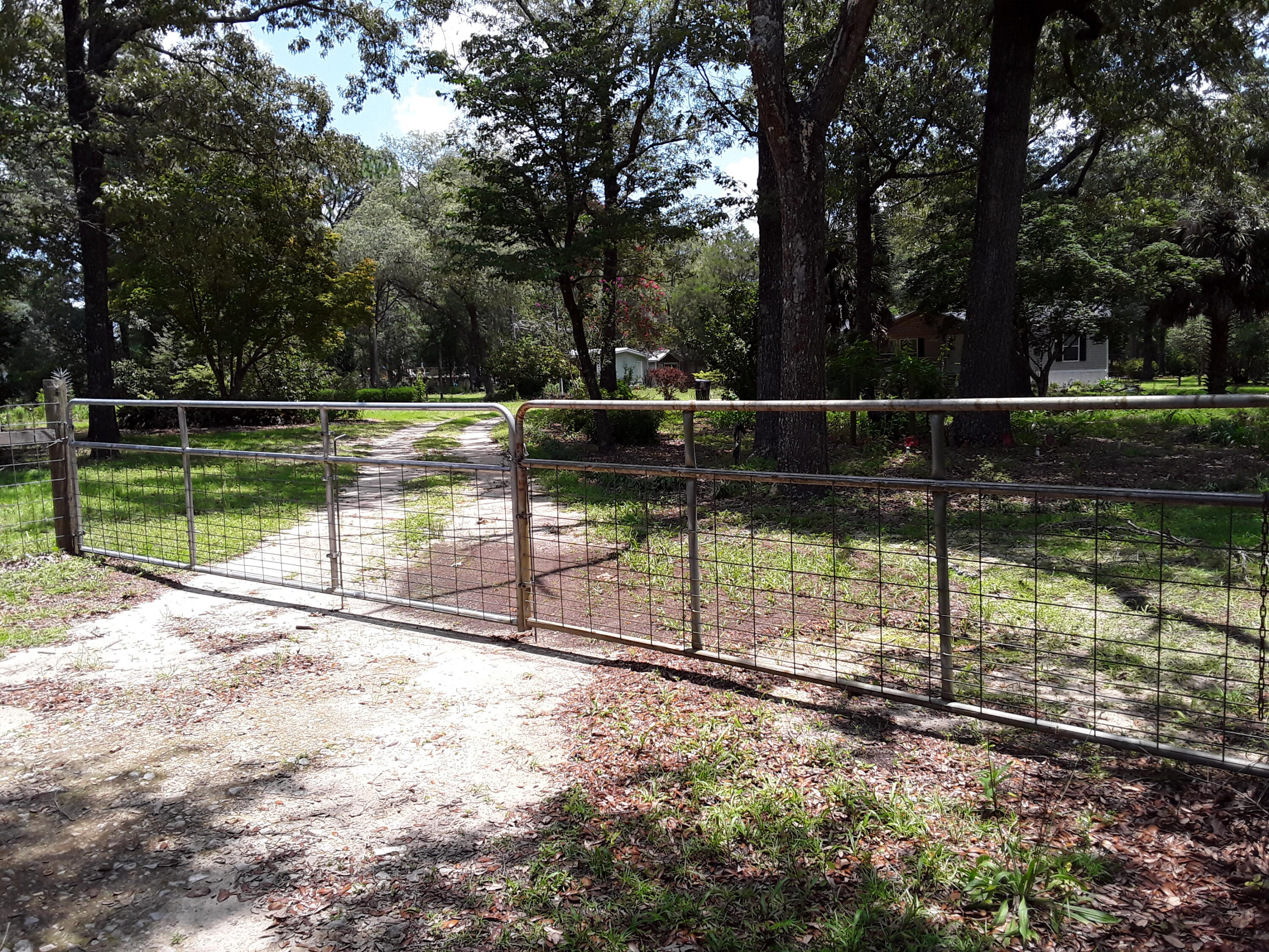 Kings Lake Rd - Residential