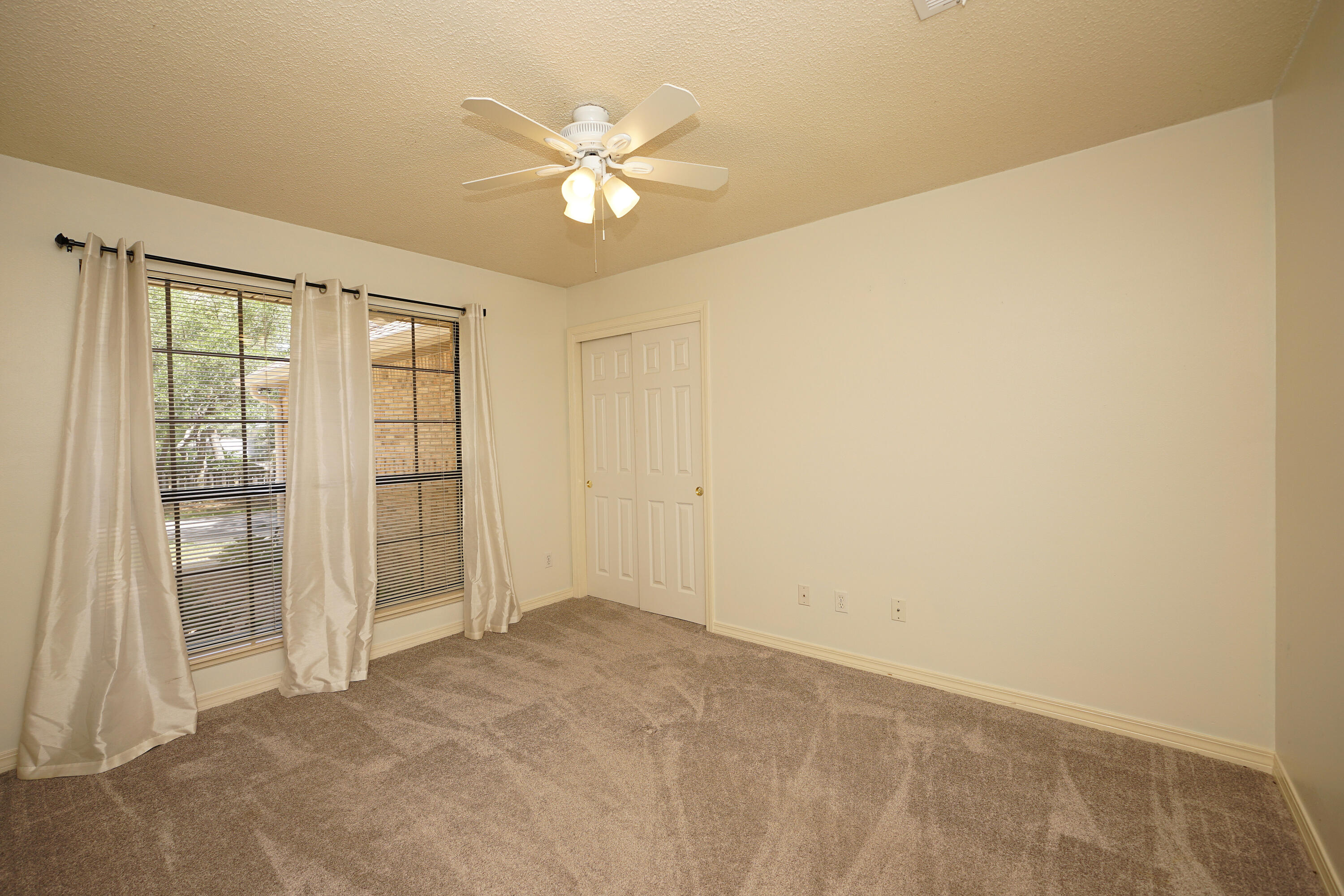 PARKWOOD ESTATES PH 1 BLUEWATER BAY - Residential