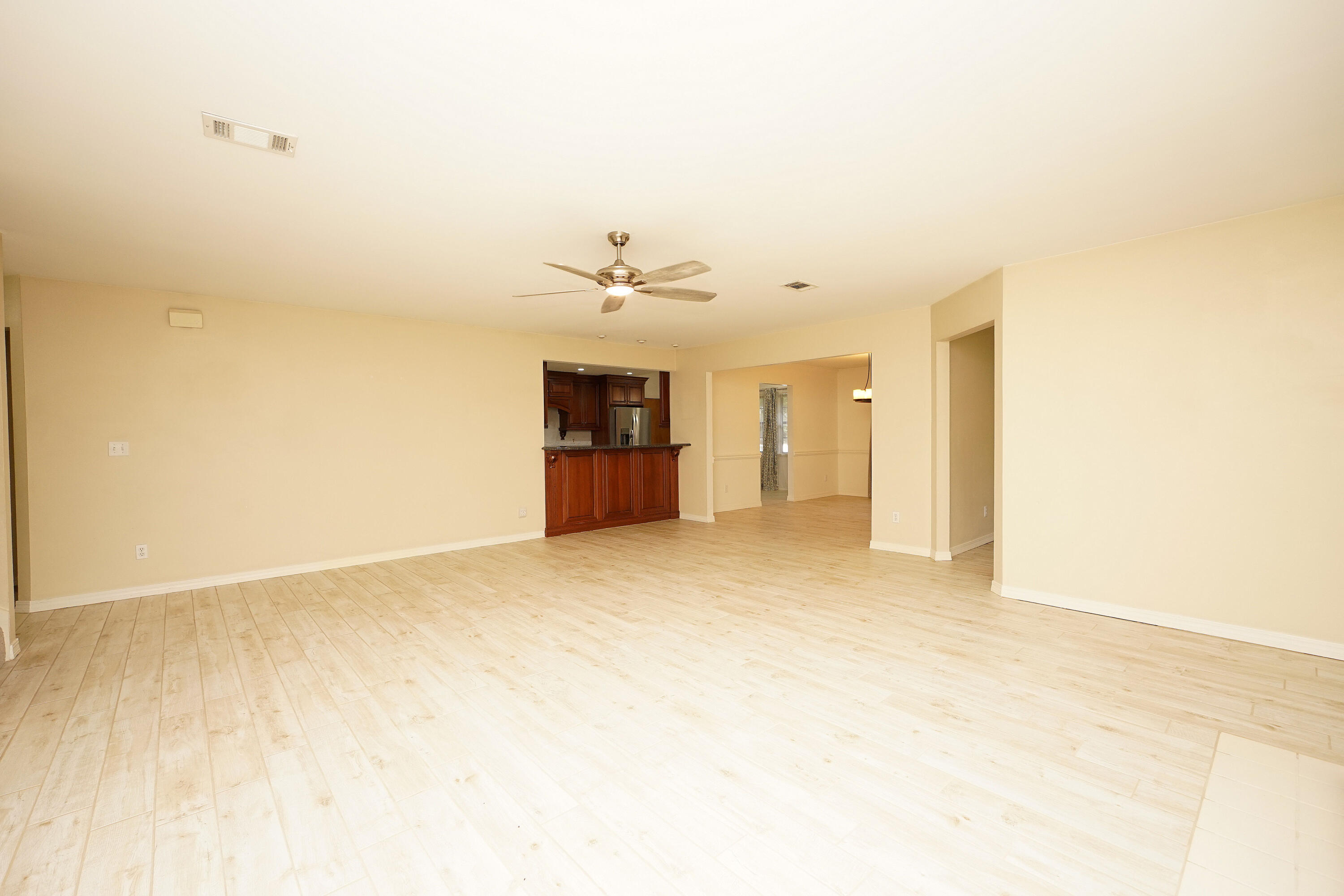 PARKWOOD ESTATES PH 1 BLUEWATER BAY - Residential