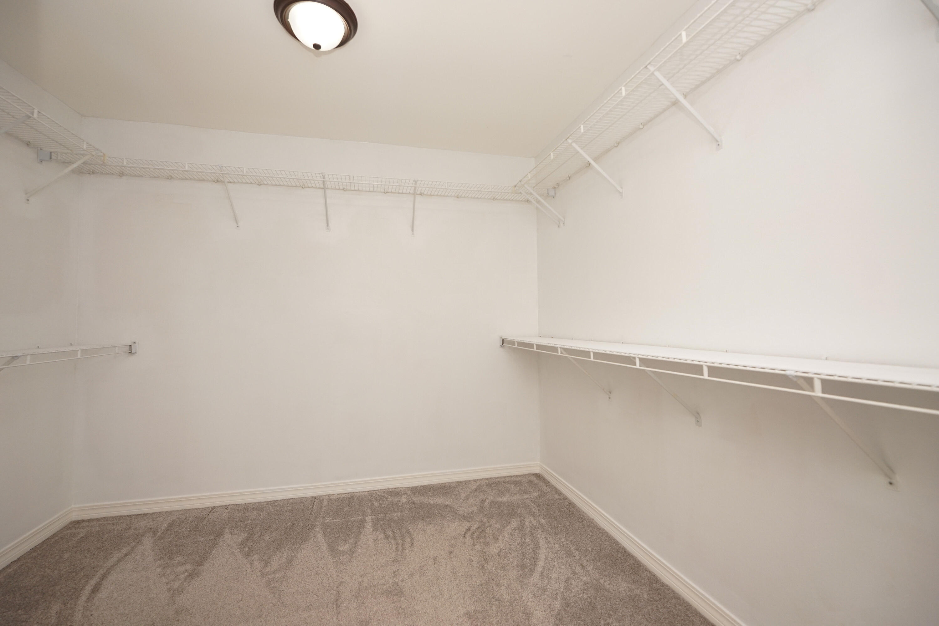 PARKWOOD ESTATES PH 1 BLUEWATER BAY - Residential