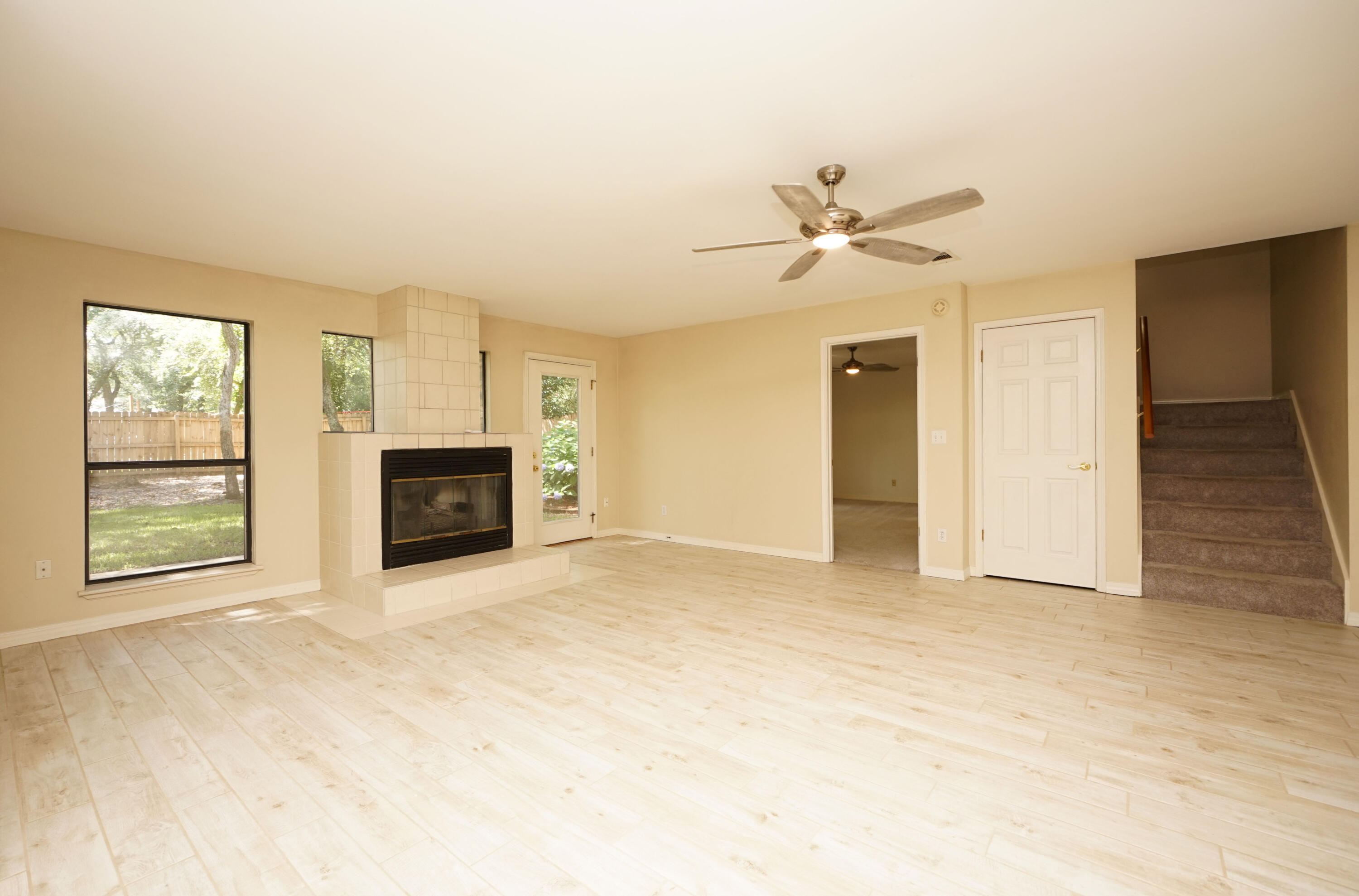 PARKWOOD ESTATES PH 1 BLUEWATER BAY - Residential
