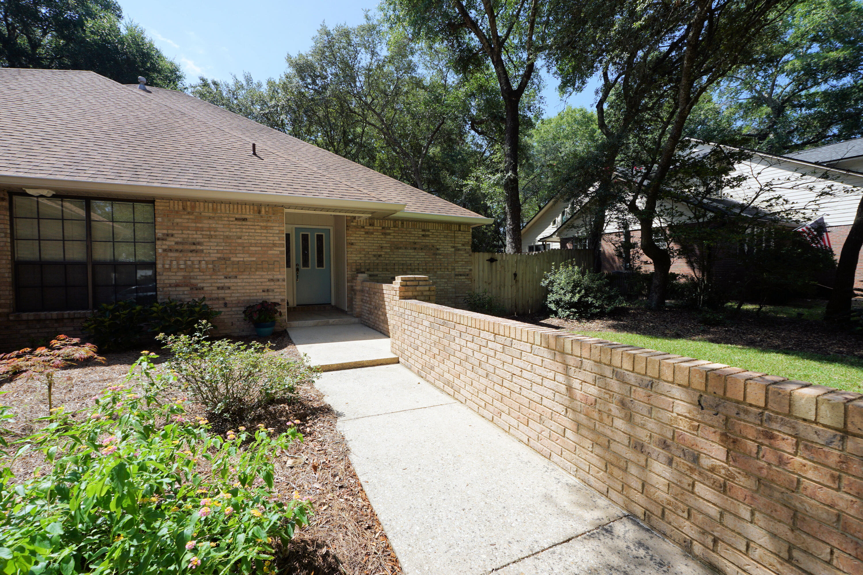 PARKWOOD ESTATES PH 1 BLUEWATER BAY - Residential