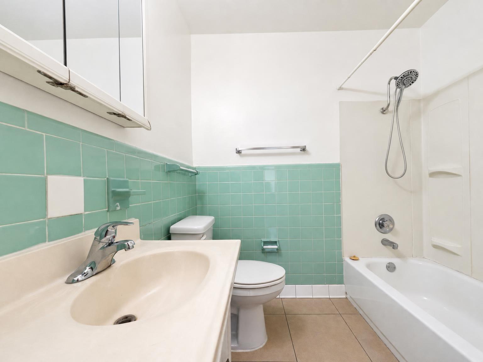 SANTA MARKELLA - Residential Lease