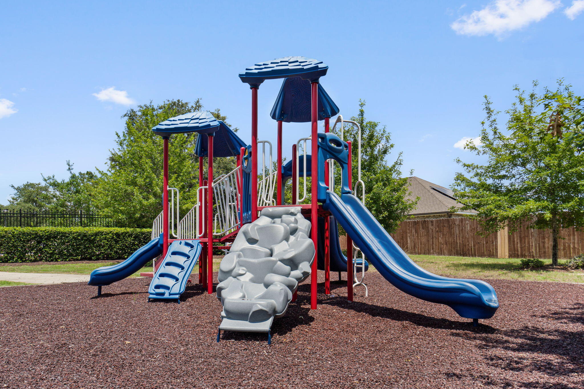 Redstone Commons - Residential