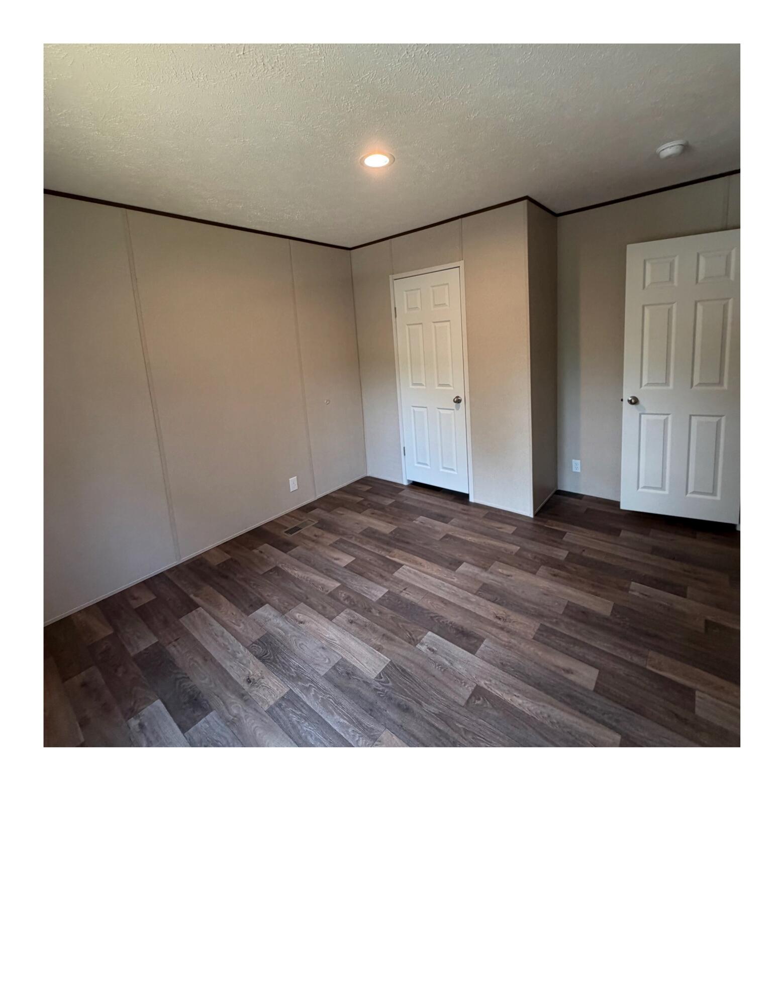 METES & BOUNDS - Residential