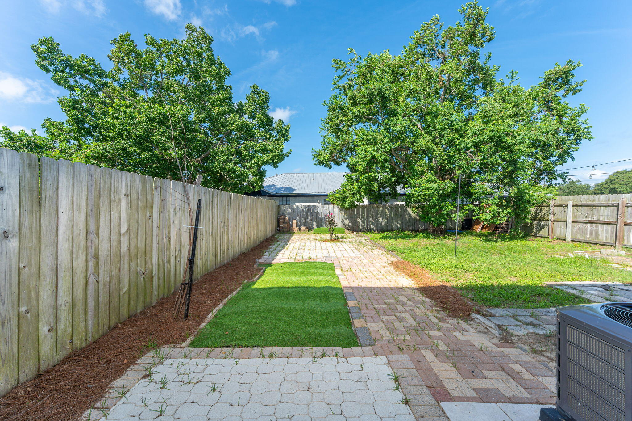 SKEETER RE/SUB LOT 10 - Residential