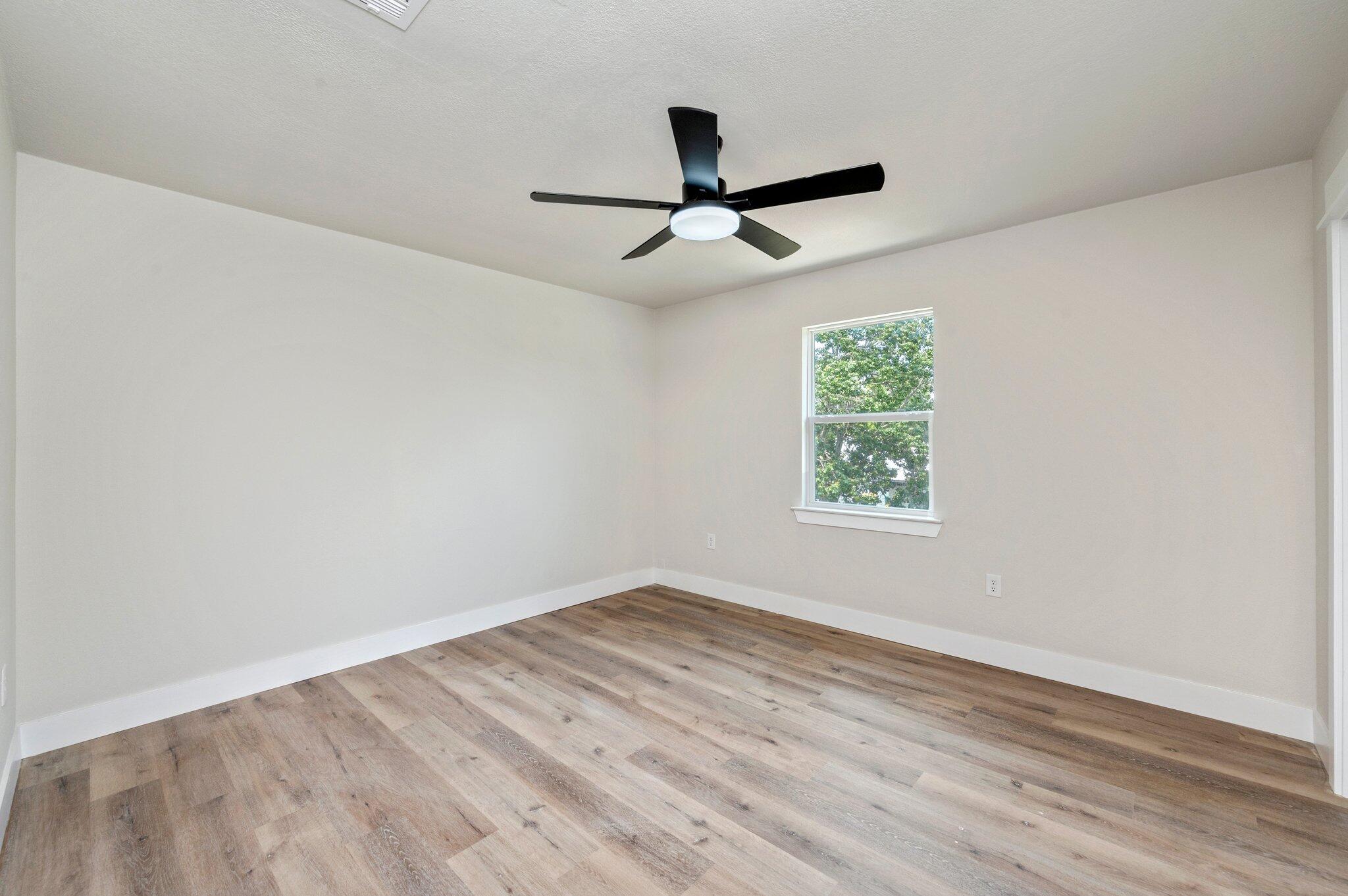 SKEETER RE/SUB LOT 10 - Residential