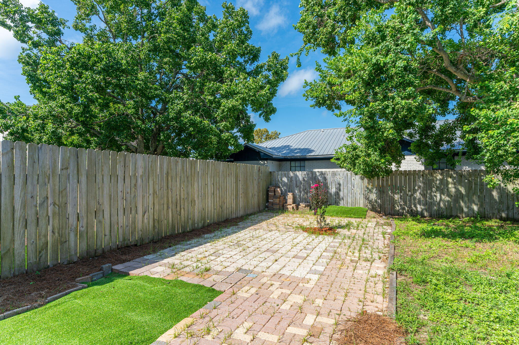 SKEETER RE/SUB LOT 10 - Residential
