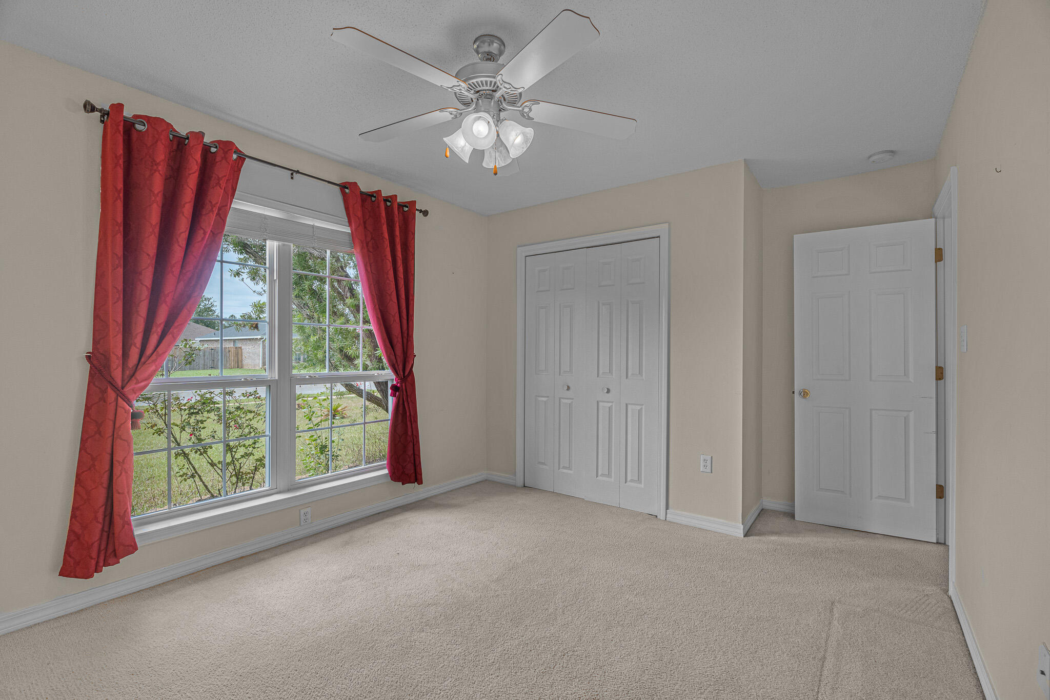 SKY RIDGE ESTATES 1ST ADD - Residential
