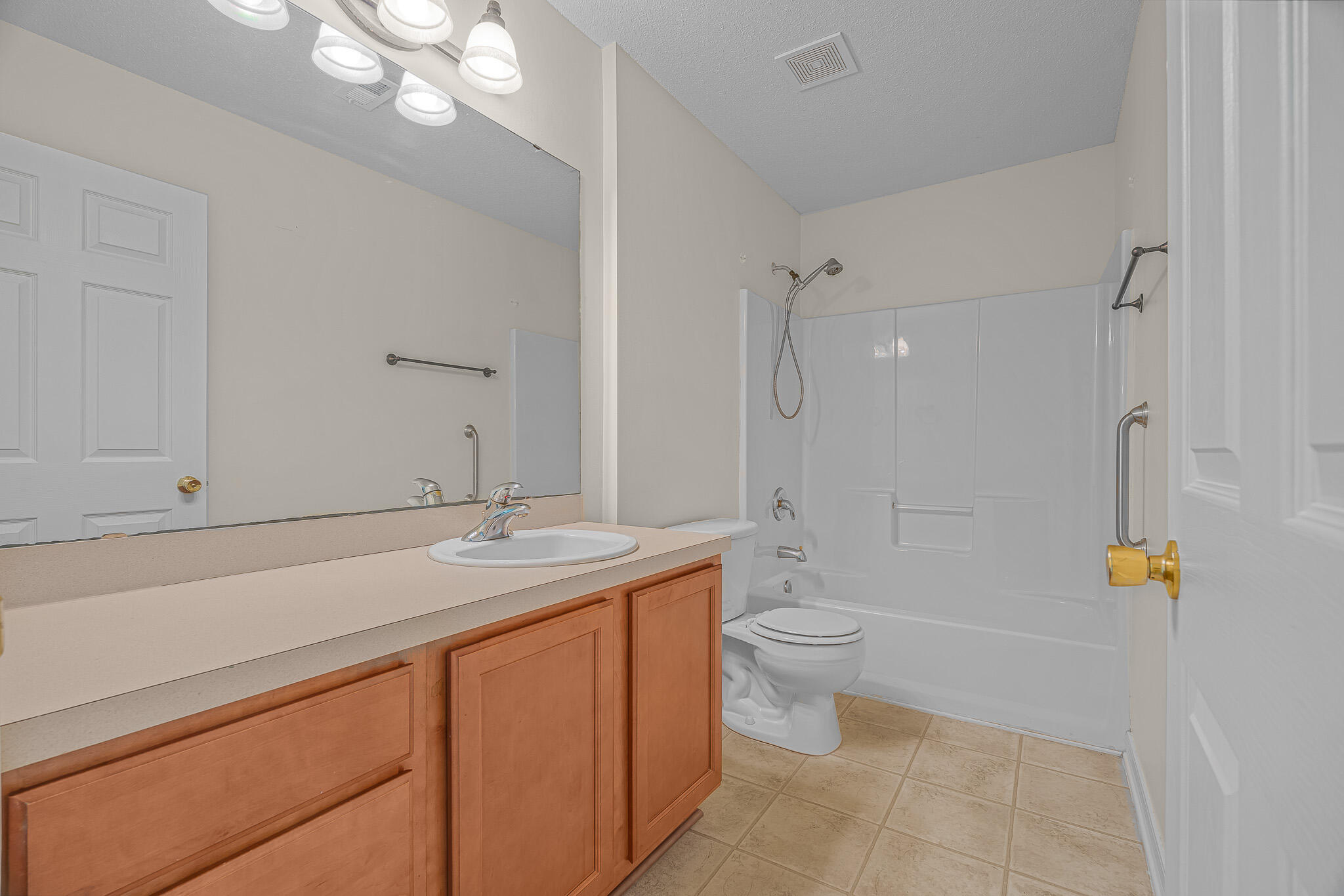 SKY RIDGE ESTATES 1ST ADD - Residential