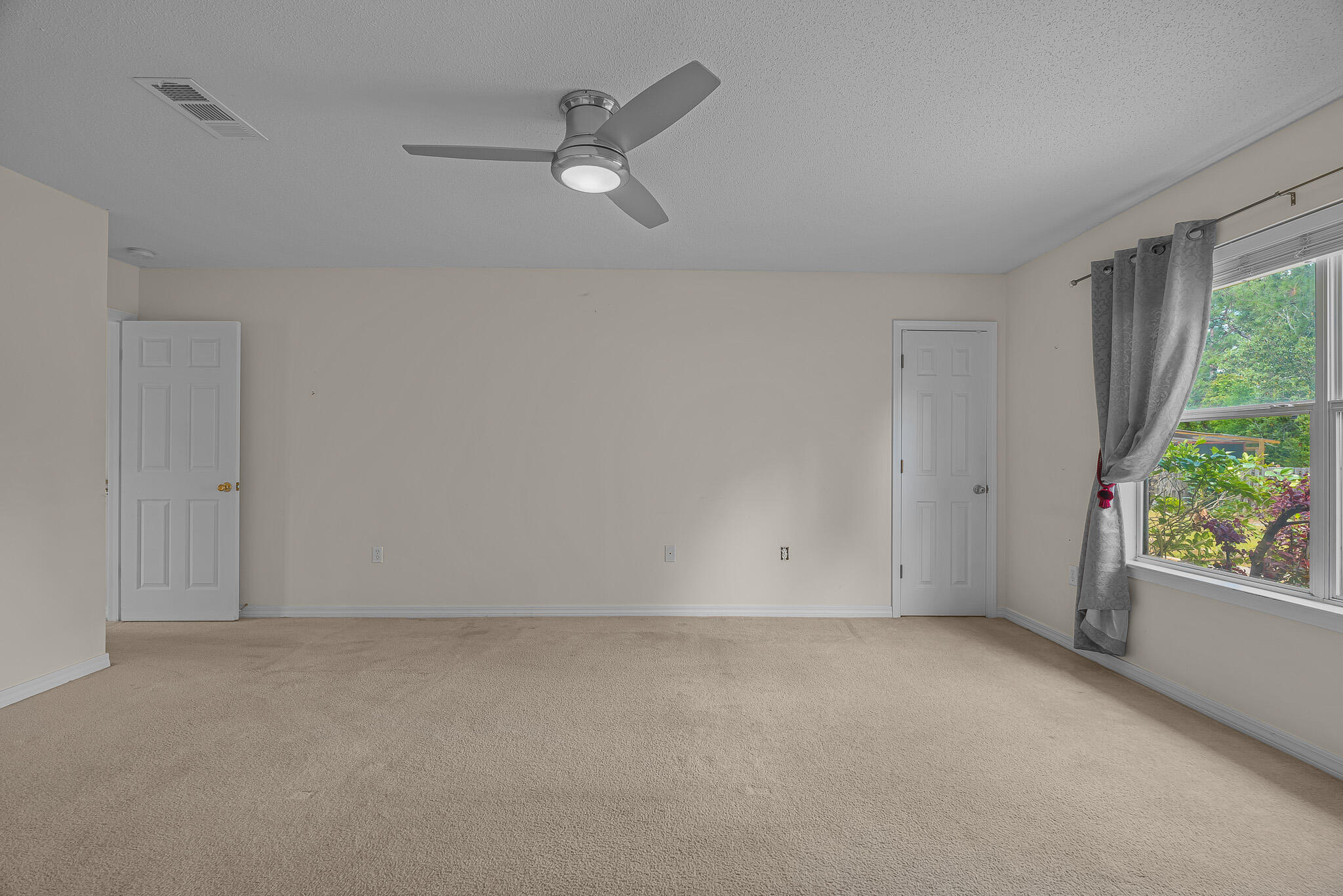 SKY RIDGE ESTATES 1ST ADD - Residential