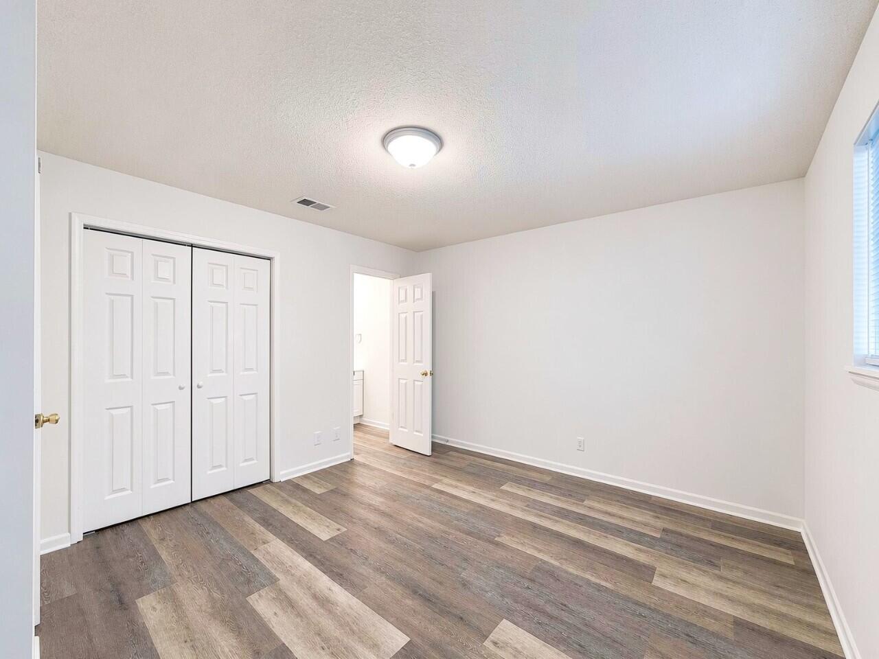 SUNSET STRIP - Residential Lease