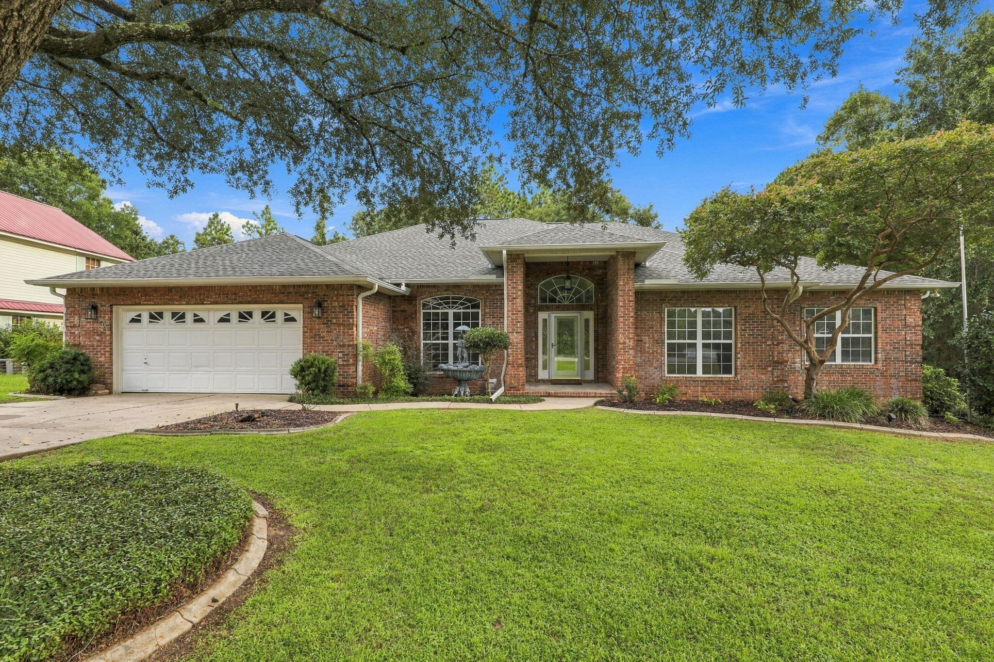 LAKESIDE EAST AMENDED LOT 42 BLK C - Residential