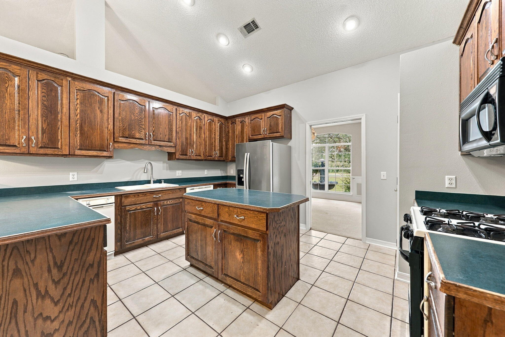 LAKESIDE EAST AMENDED LOT 42 BLK C - Residential