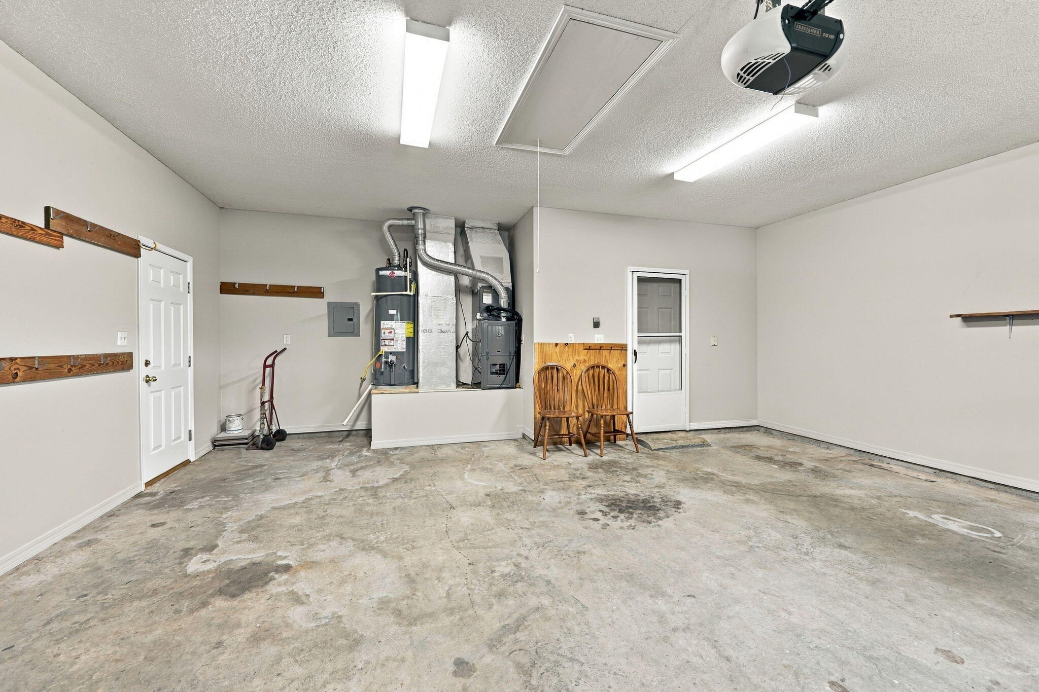 LAKESIDE EAST AMENDED LOT 42 BLK C - Residential
