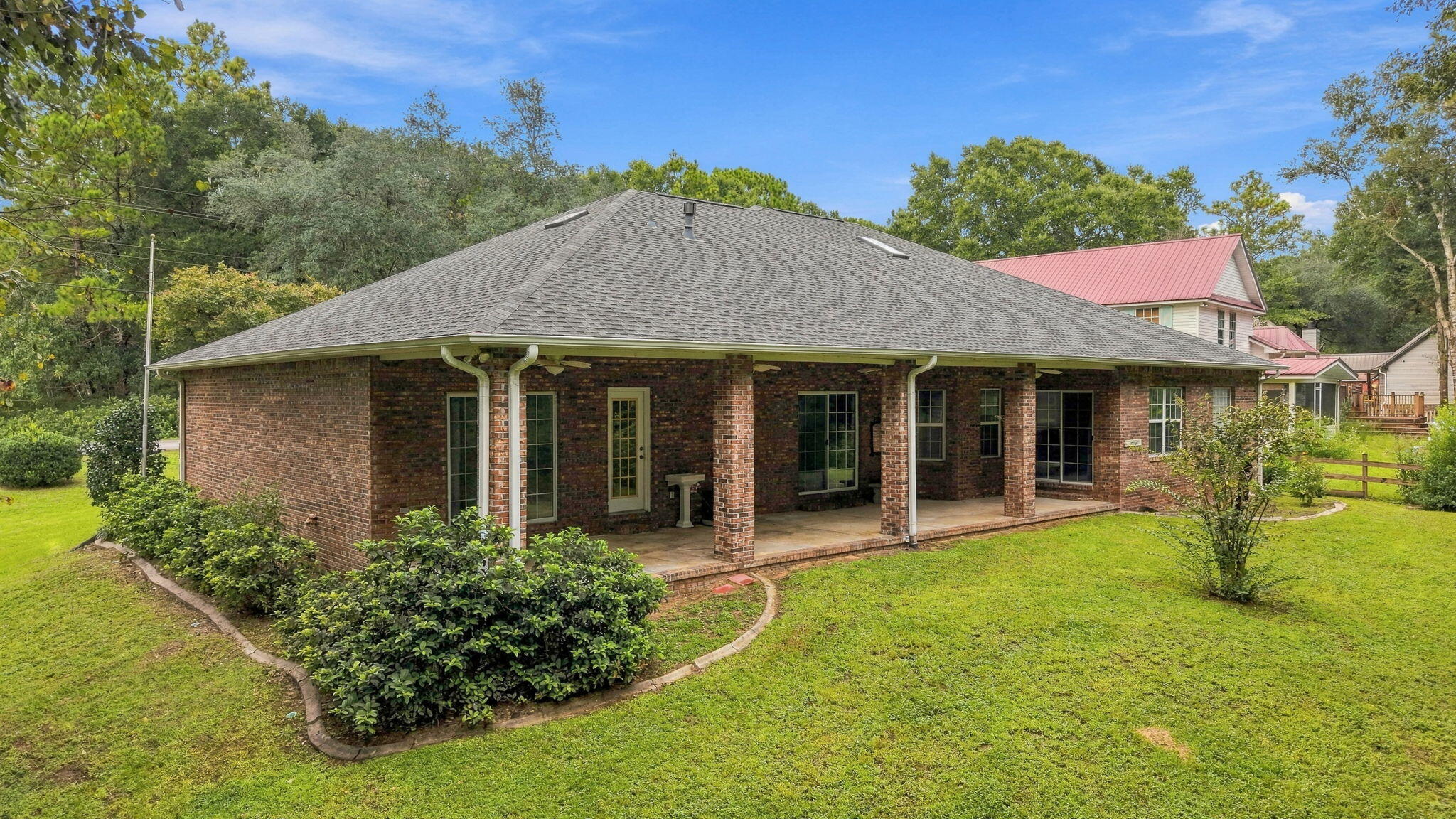 LAKESIDE EAST AMENDED LOT 42 BLK C - Residential